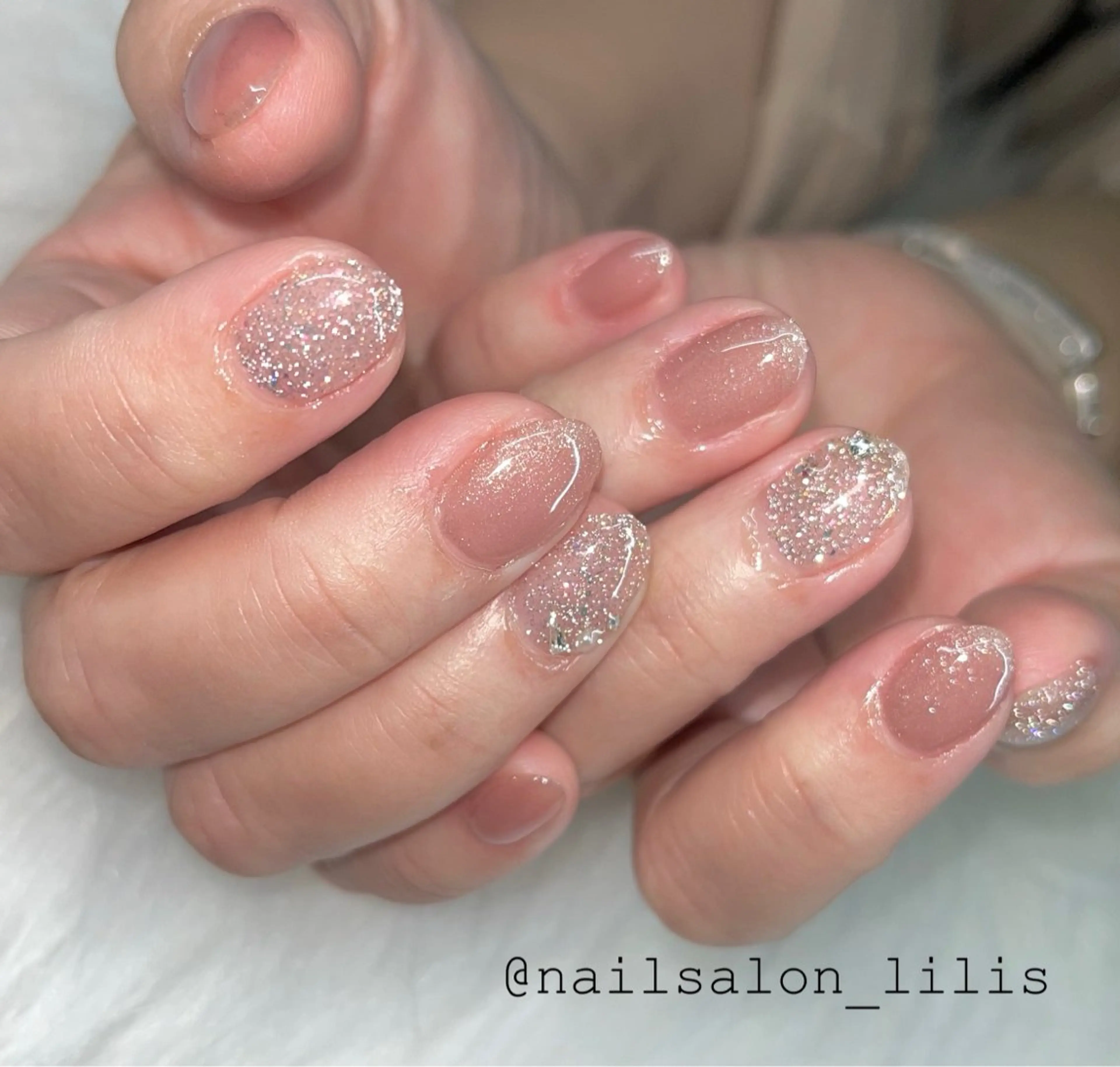 ネイル フラッシュネイル マグネットネイル シンプルネイル ハンドネイル nailsalon Lilisのネイルデザイン