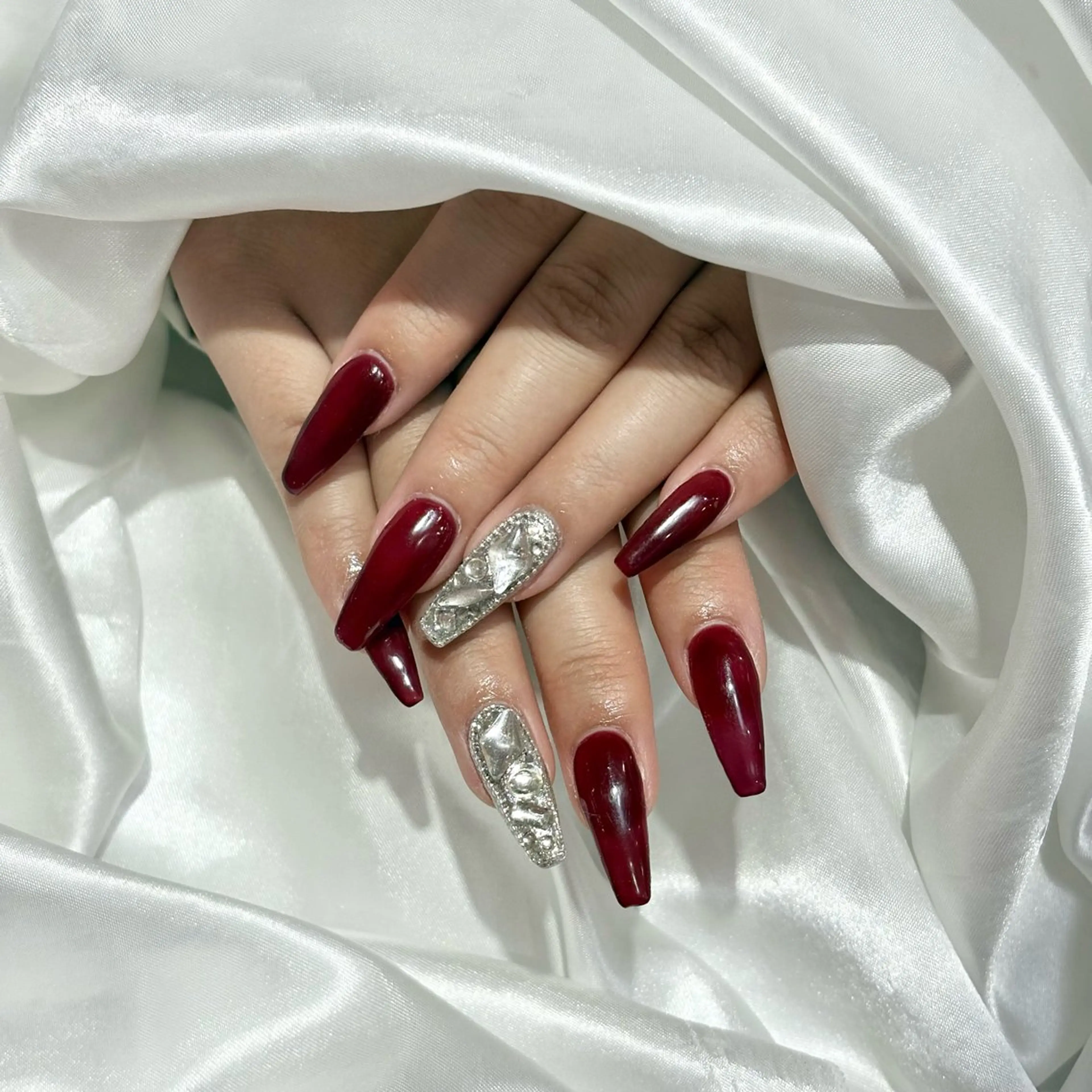 🔰口コミ記入必須【Jr】HAND🍒オフあり🍒2本埋めつくしネイルの写真