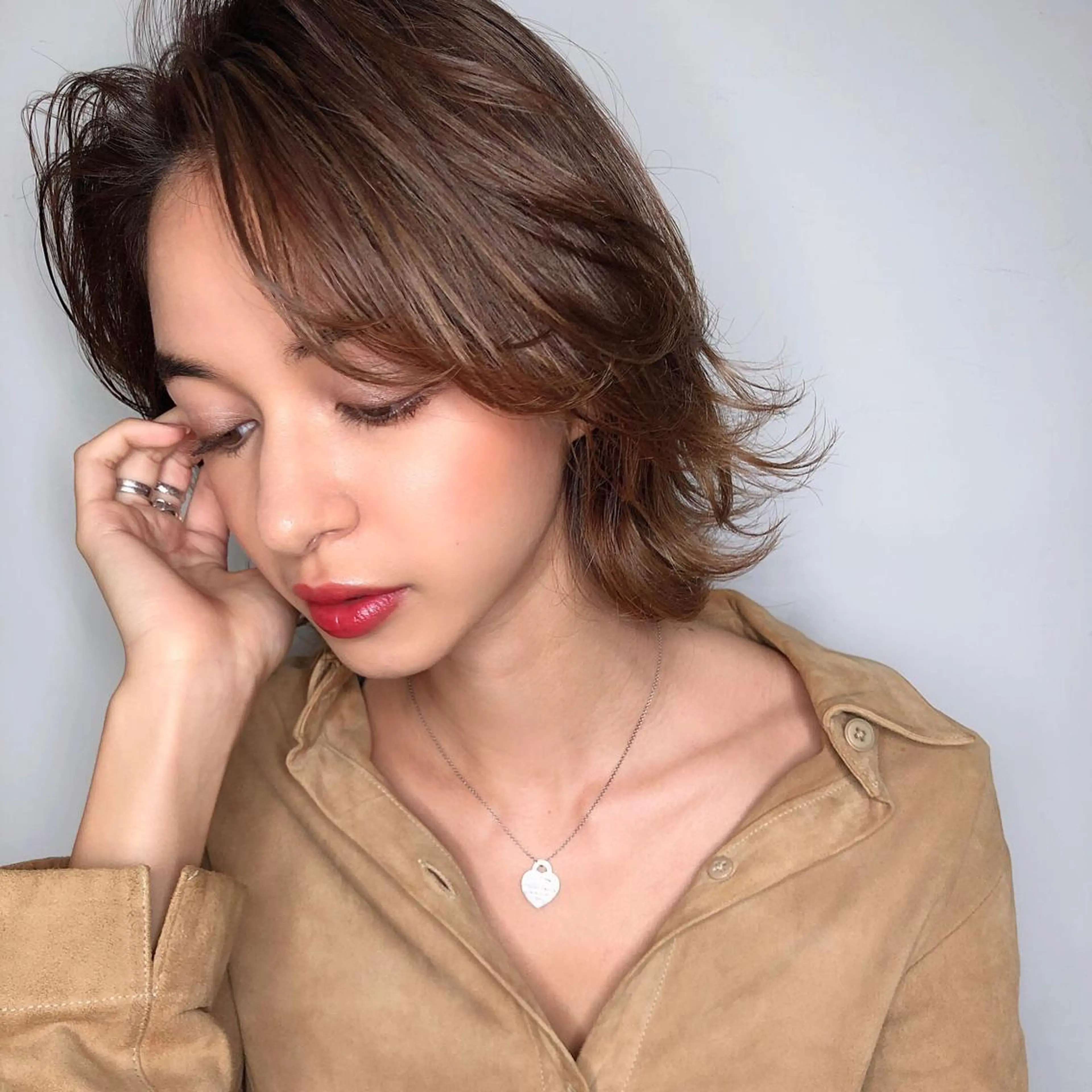 ミディアム ミディアムパーマ 外国人風カラー ハイライト レイヤーカット 縮毛矯正 ショート職人 美容師【KENTA】のヘアスタイル