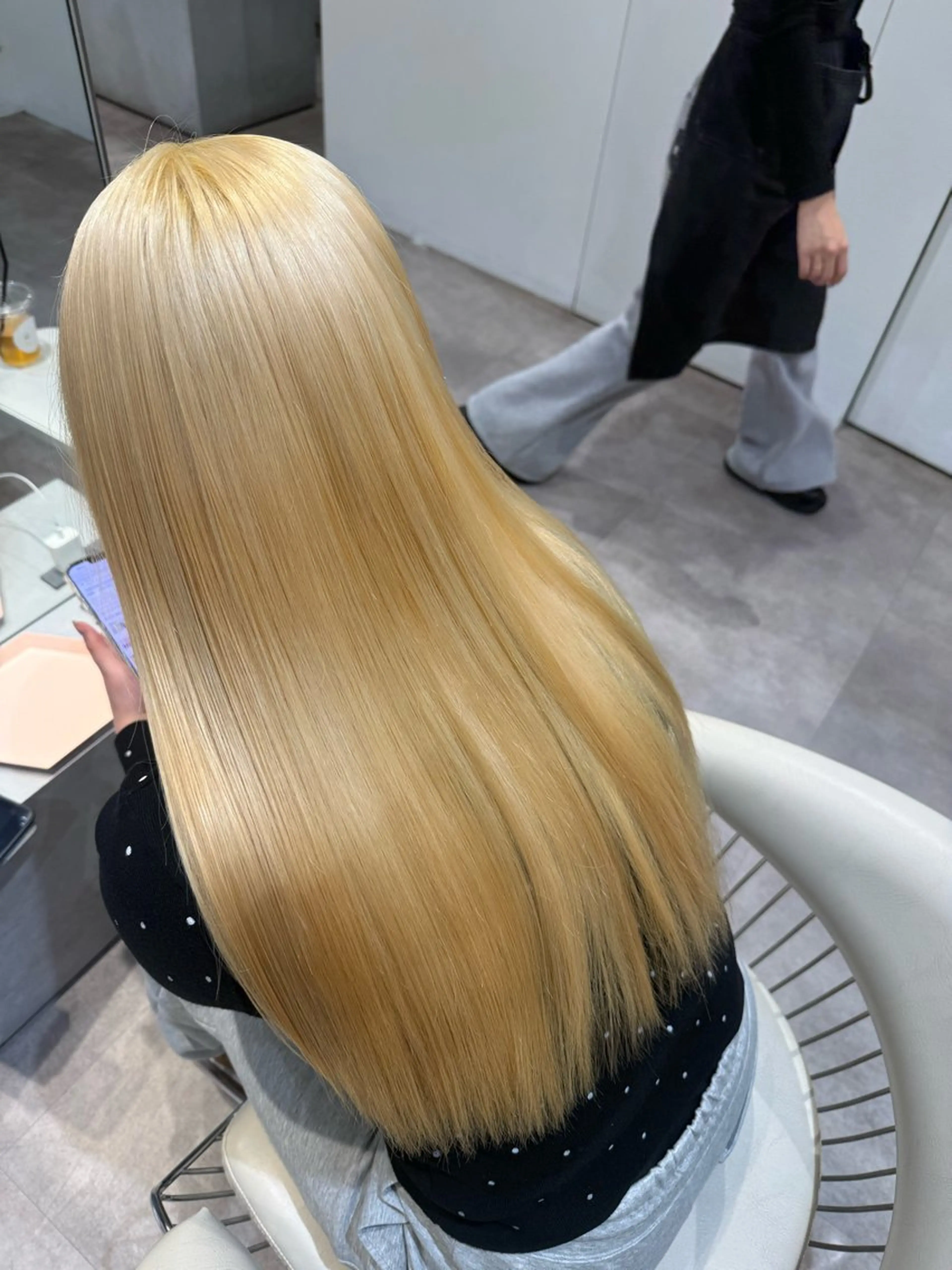 ロング カラー ブリーチ ブロンド ケアブリーチ 透明感カラー ハイトーンカラー カット ヘアカラー 💎透明感カラー特化 💎TAISEIのヘアスタイル