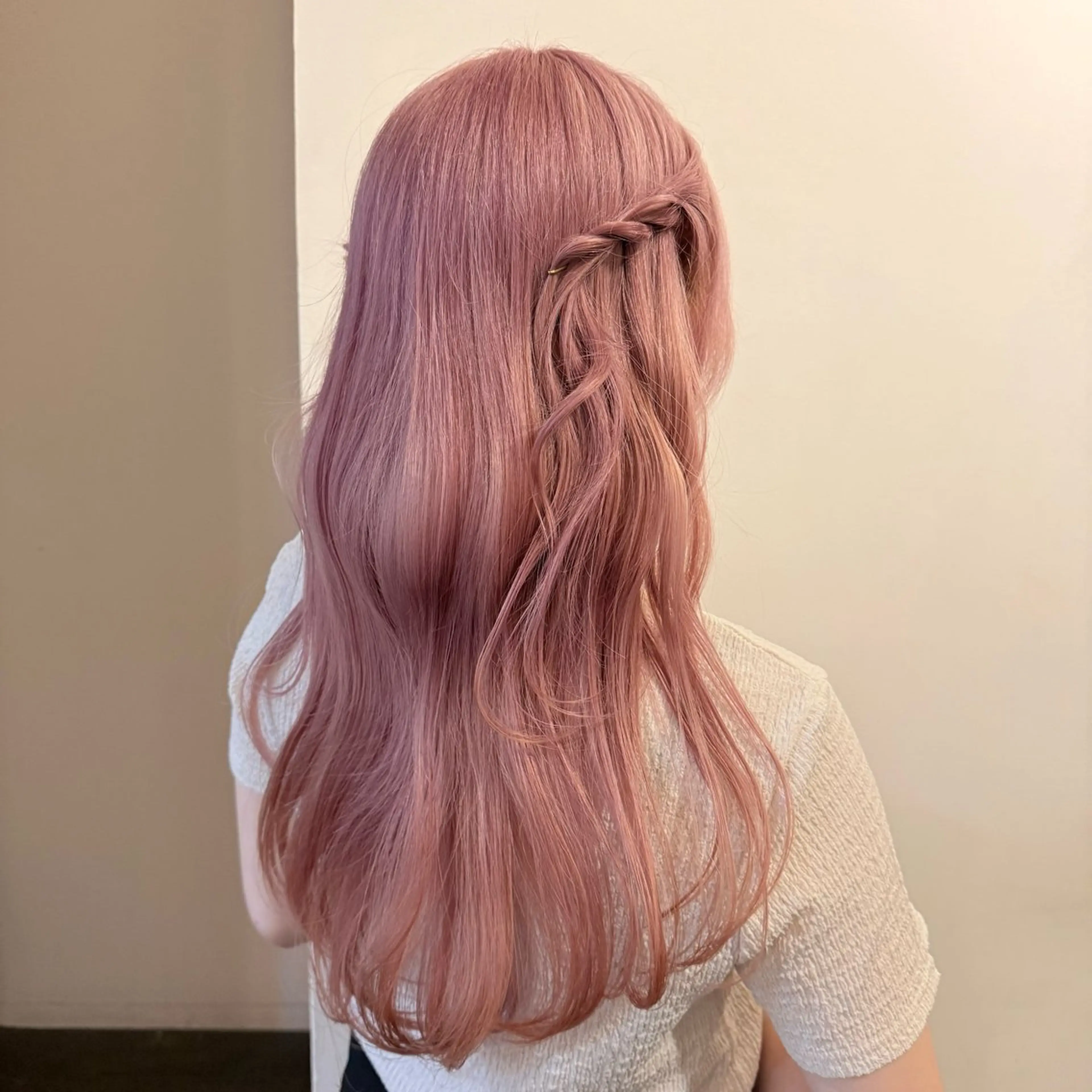 ロング ヘアカラー 海音 心斎橋美容室のヘアスタイル