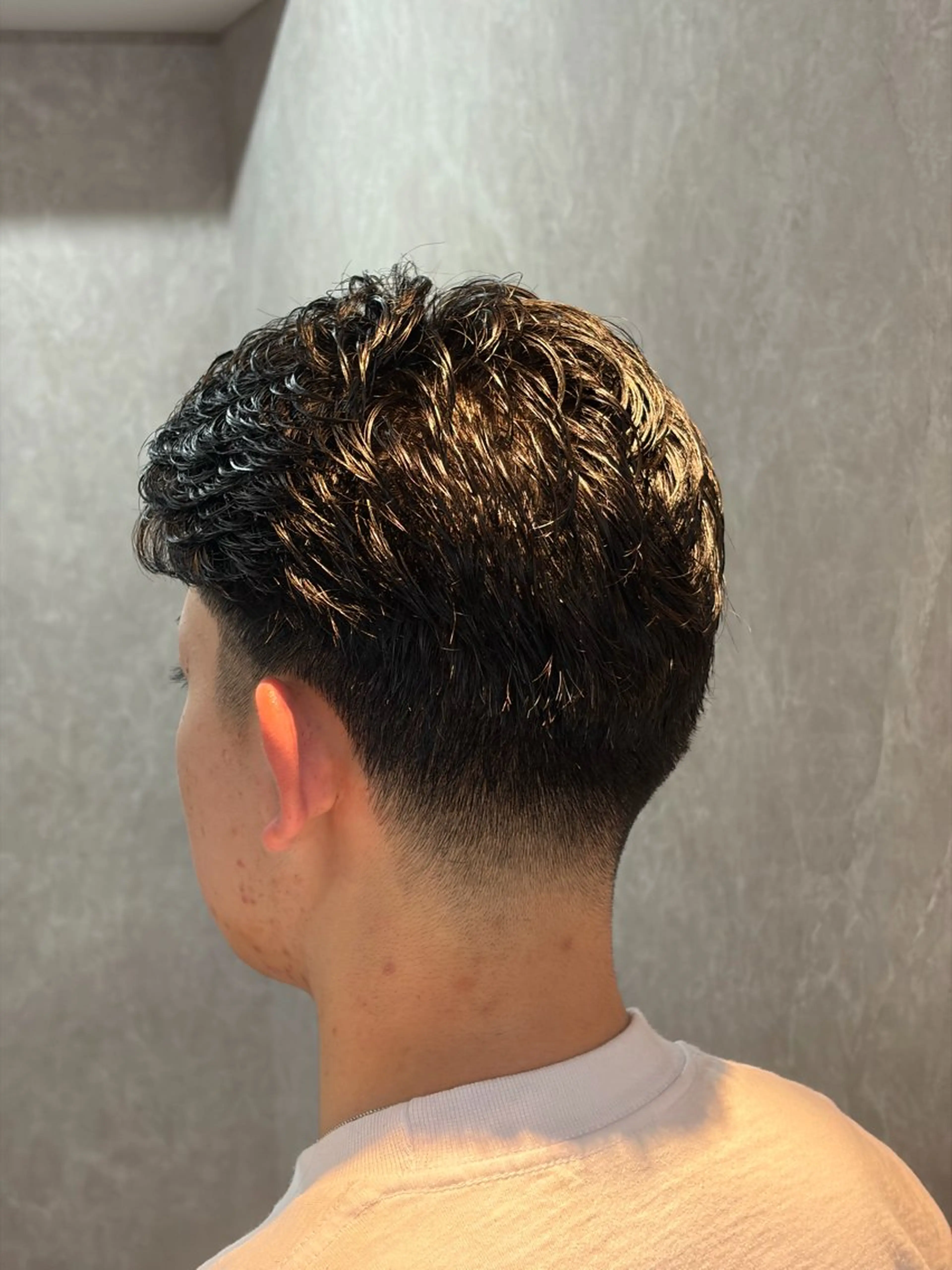 ショート メンズ センターパート フェードカット 高橋 怜玖／仙台／長町のヘアスタイル