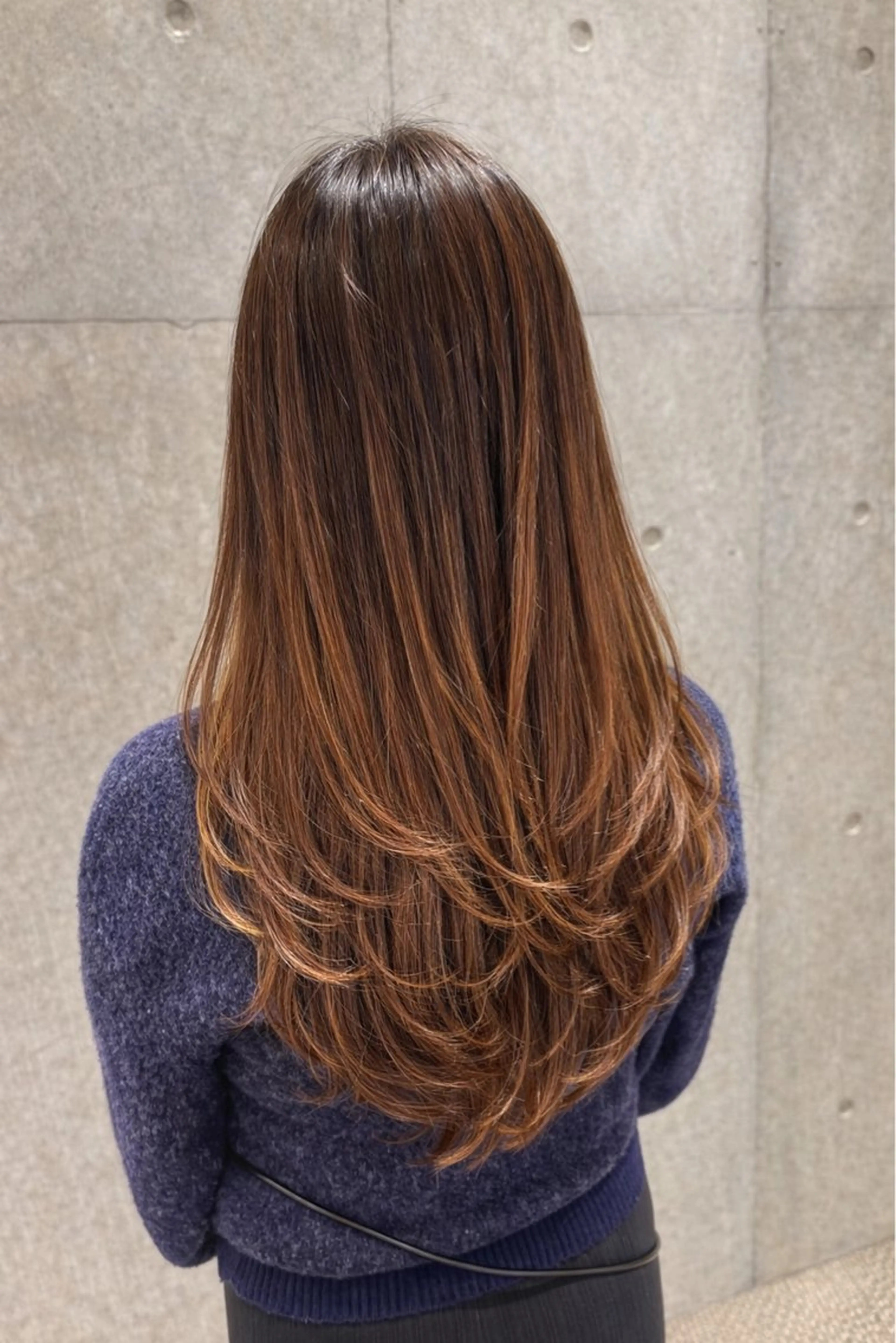 セミロング レイヤーカット カット 南 菜花のヘアスタイル