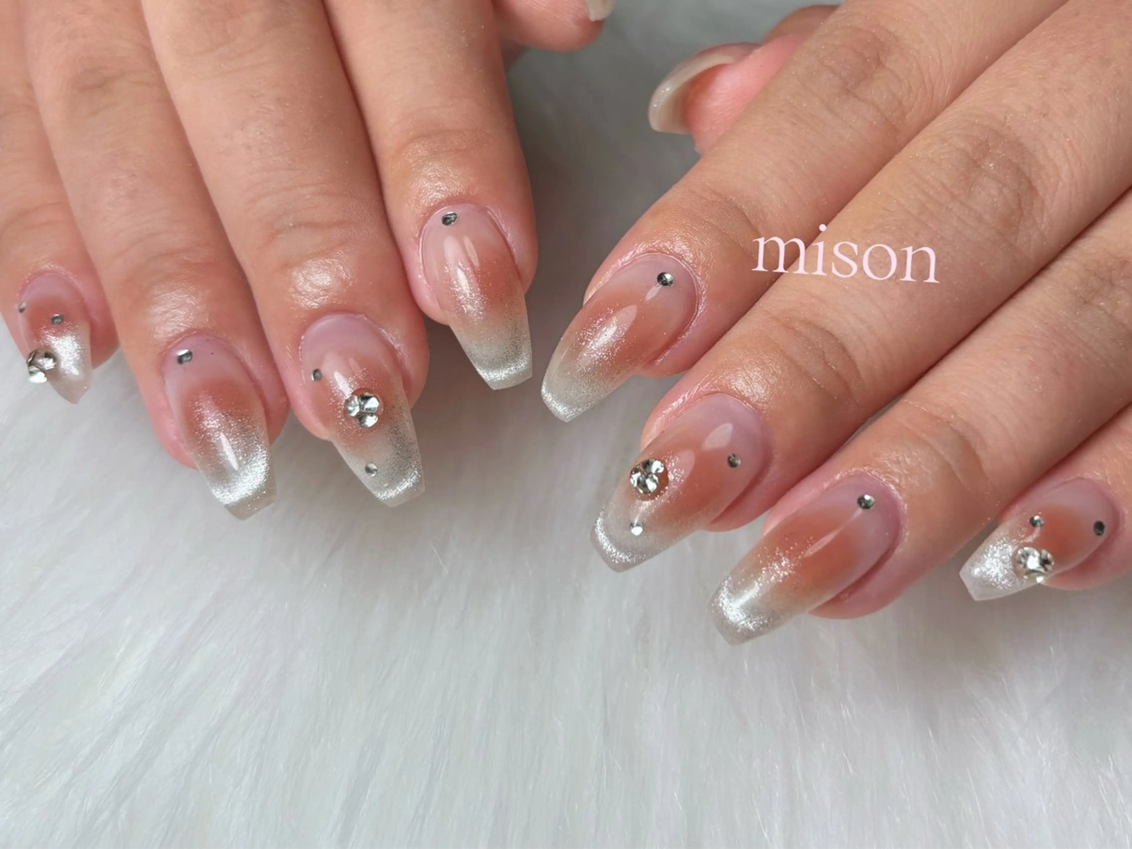 ネイル mison所属・mison 安形友花のネイルデザイン