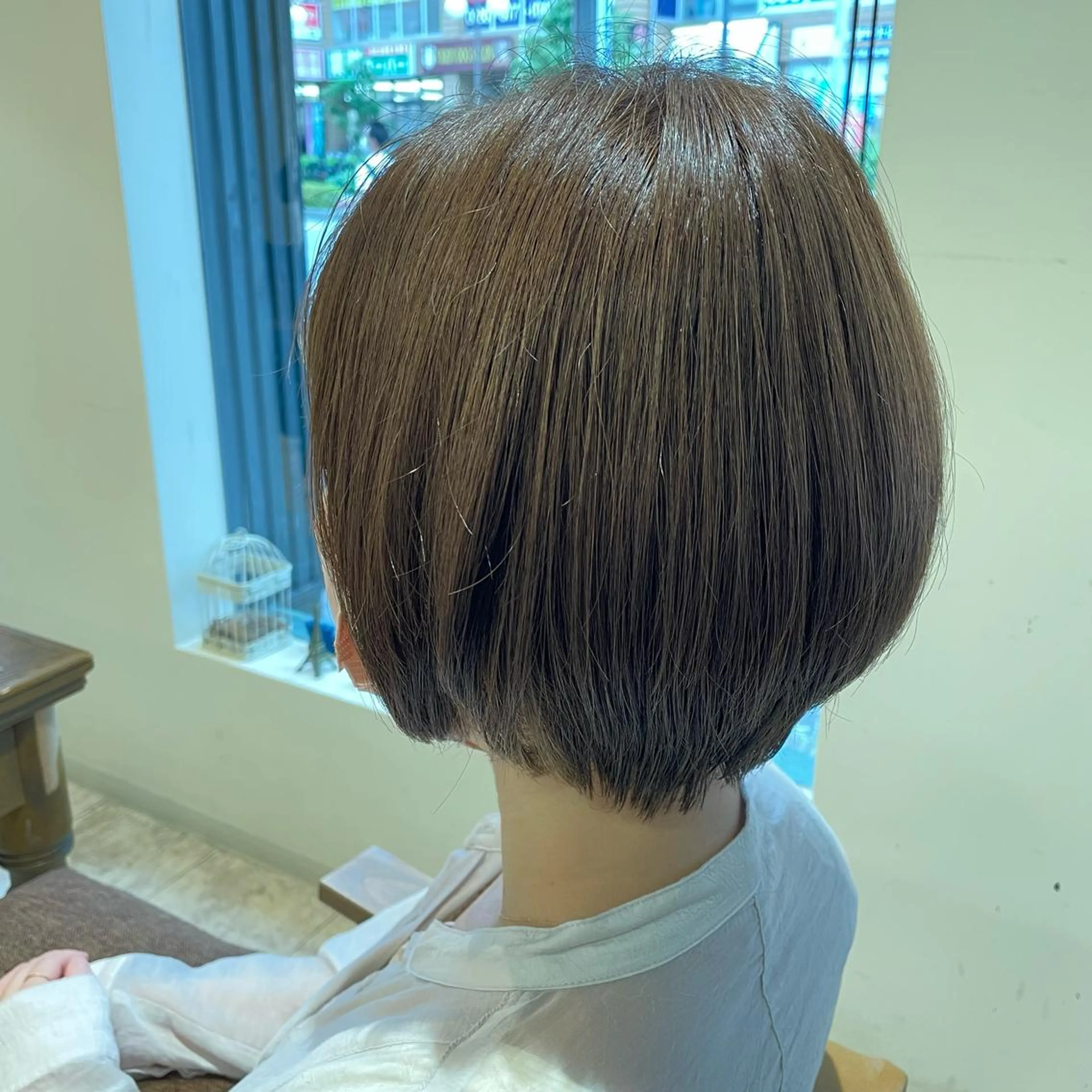 ショート 小川 夏生のヘアスタイル