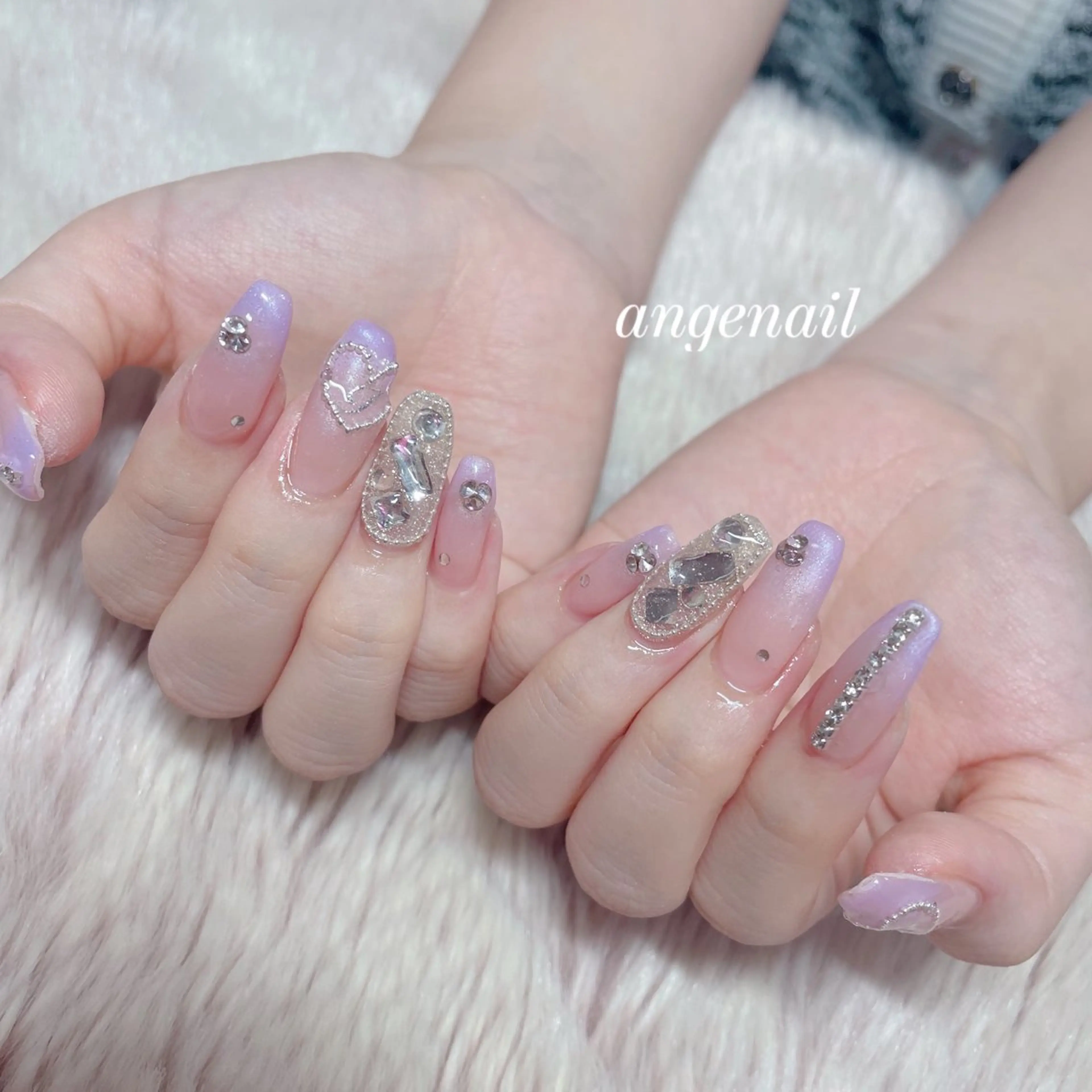 ネイル ハンドネイル オーナーネイリスト MAKIのネイルデザイン