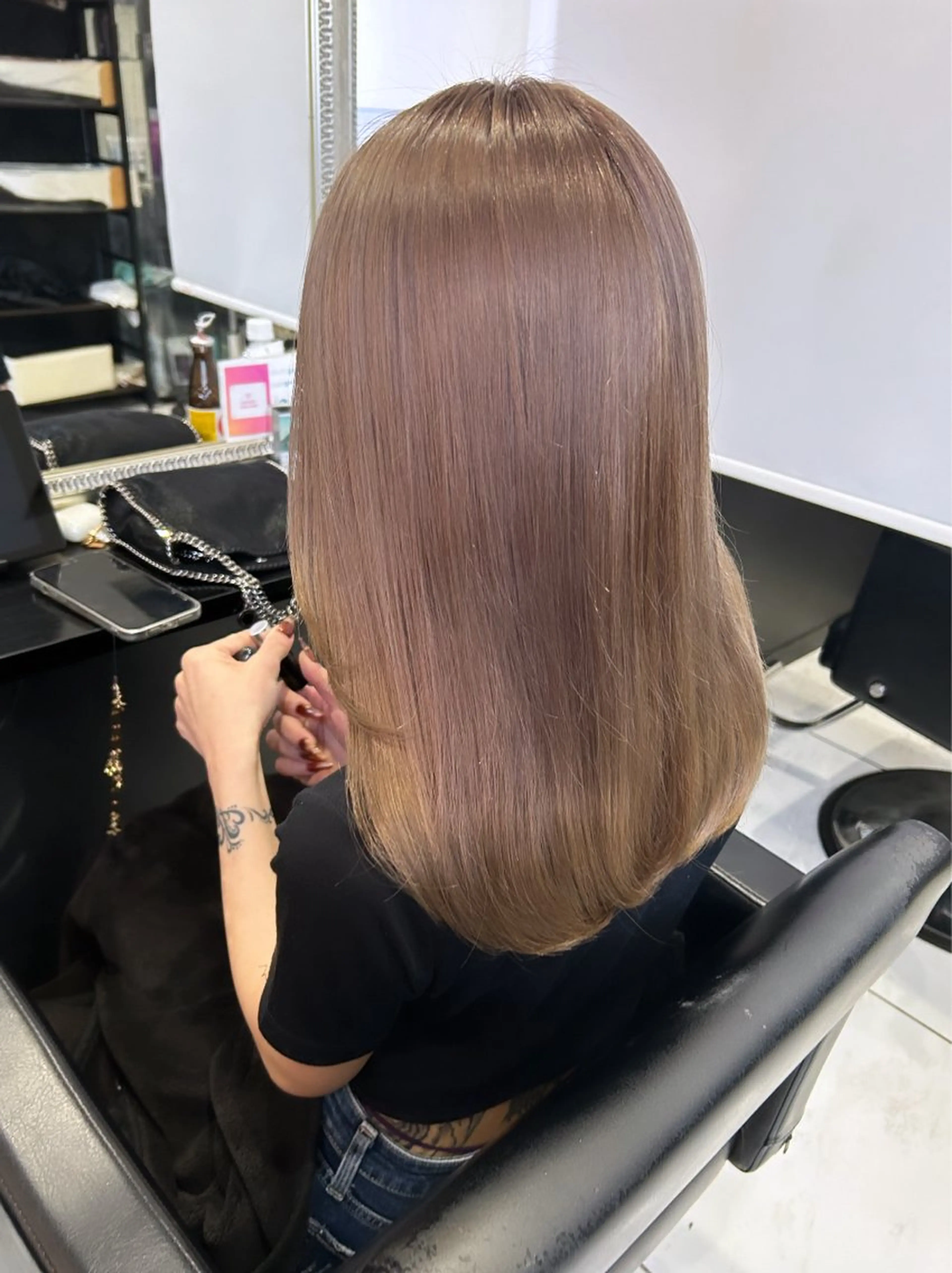 セミロング ヘアカラー HIYORI🌺 /ジェルムのヘアスタイル