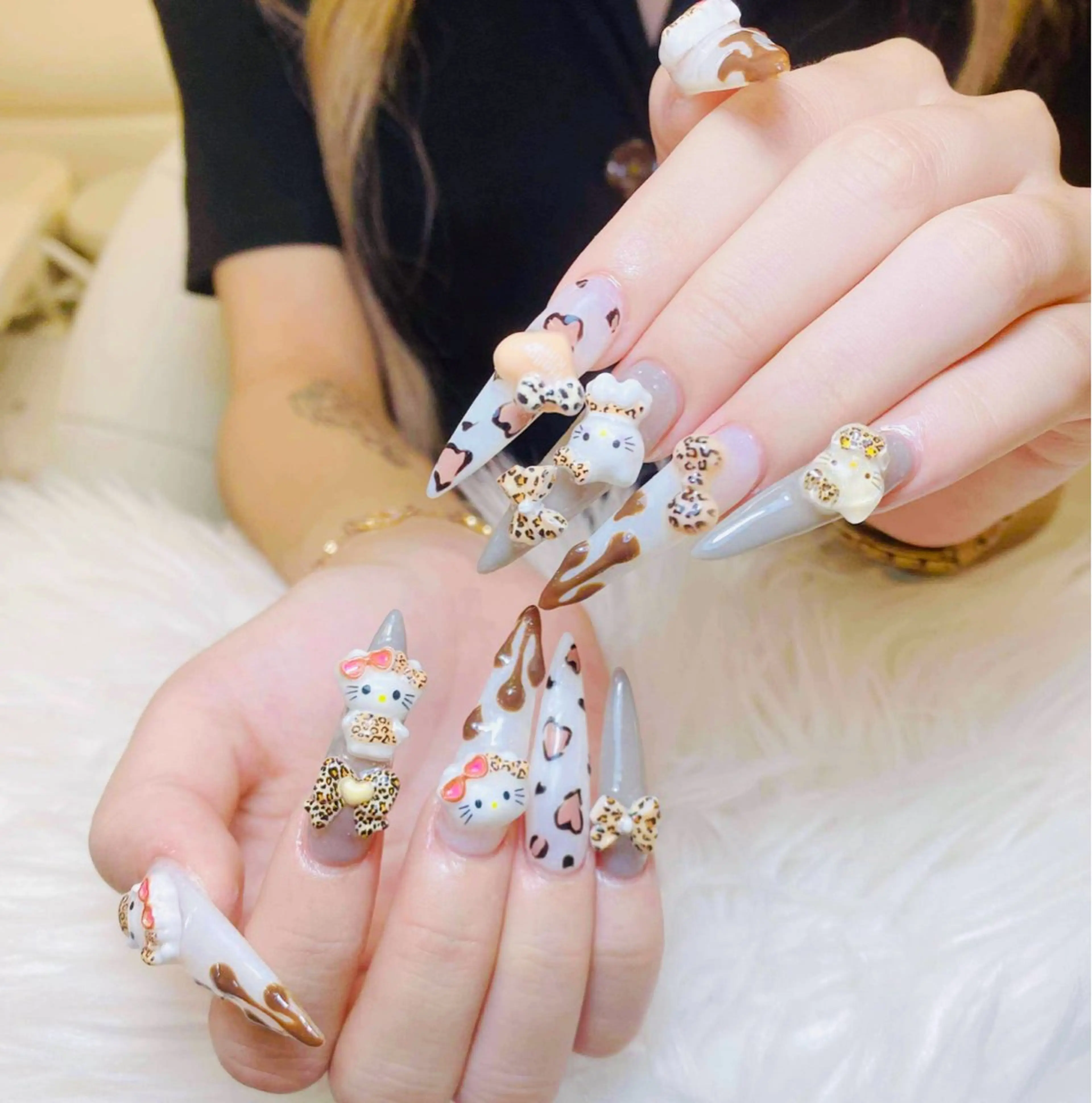 ネイル チークネイル 長さ出し フットネイル マグネットネイル 持ち込み ハンドネイル ANH NAIL ゴテゴテ専門店💎のネイルデザイン