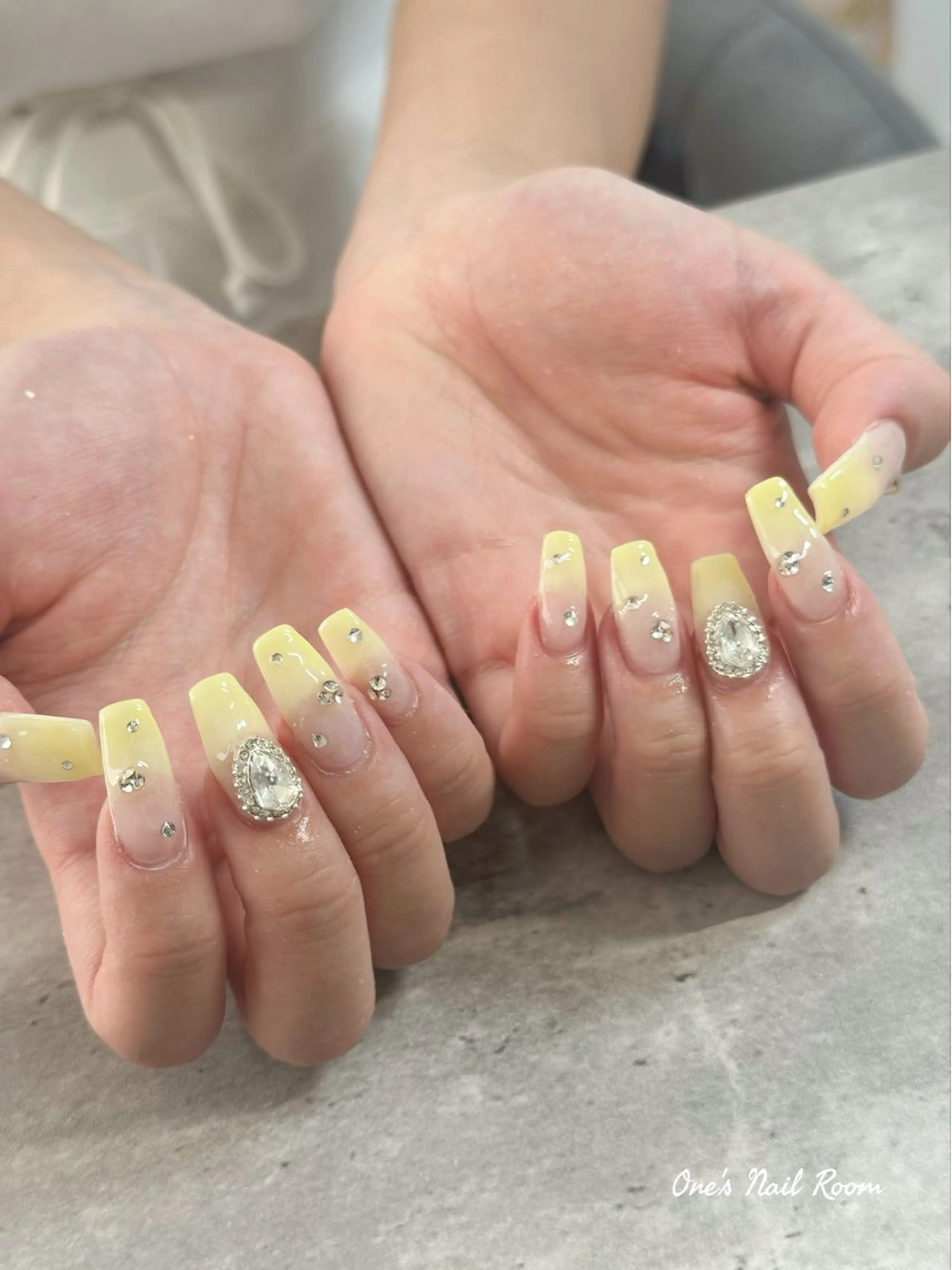 ネイル ハンドネイル One's Nail Roomのネイルデザイン