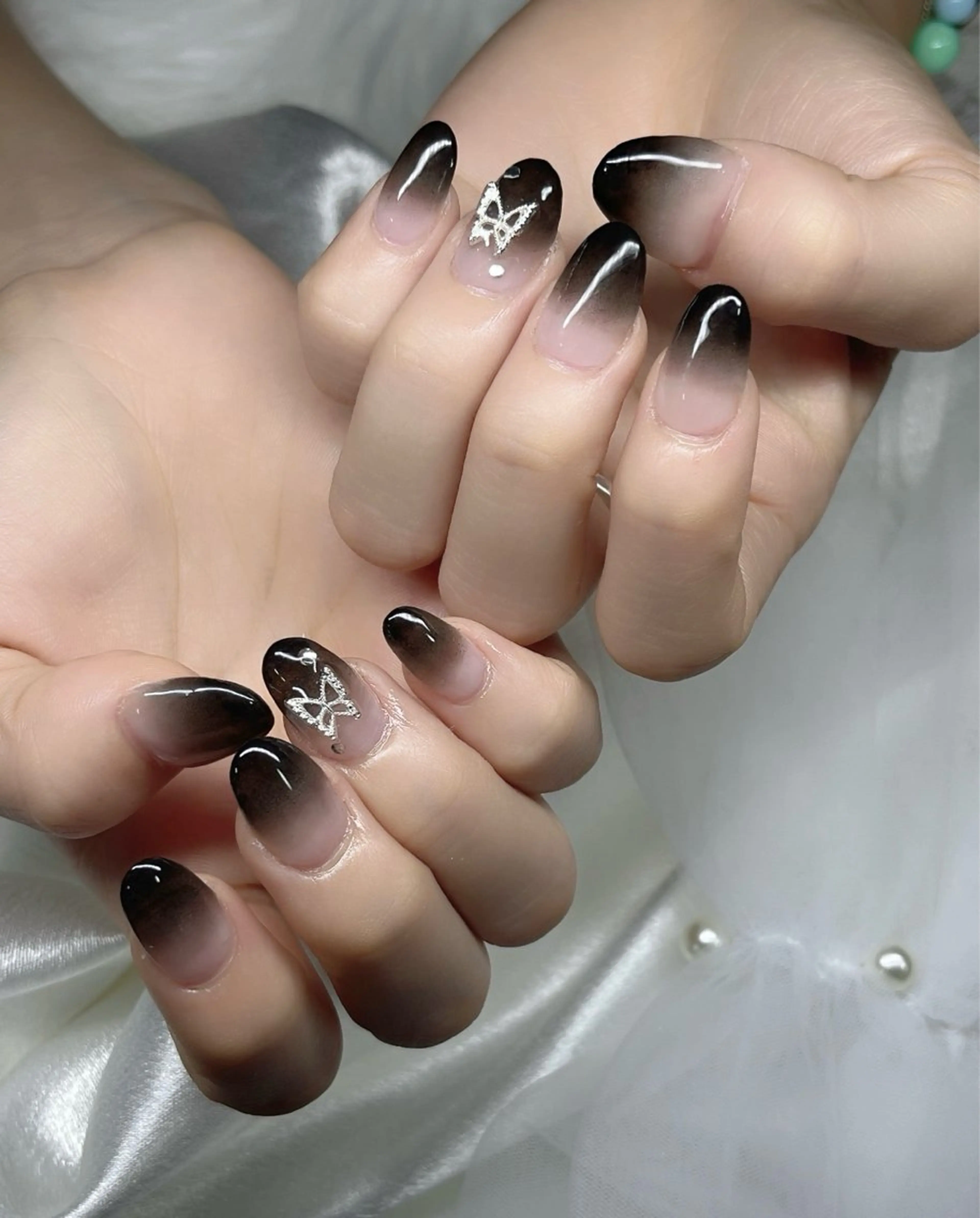 ネイル ハンドネイル YOLO NAILのネイルデザイン