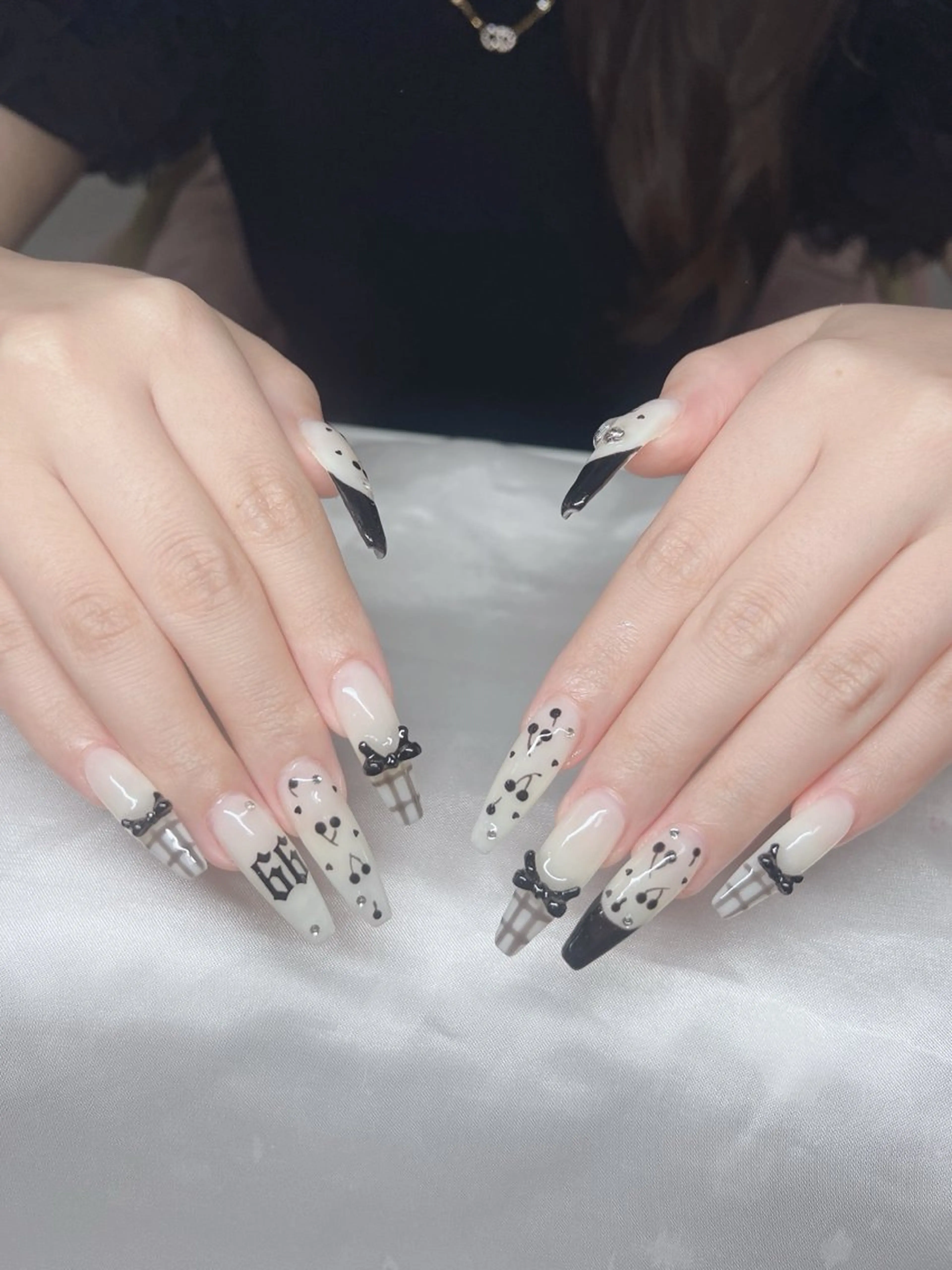 ネイル 長さ出し グラデーション キラキラネイル マグネットネイル ニュアンスネイル ハンドネイル Lee Nails チップ長さだし専門店のネイルデザイン