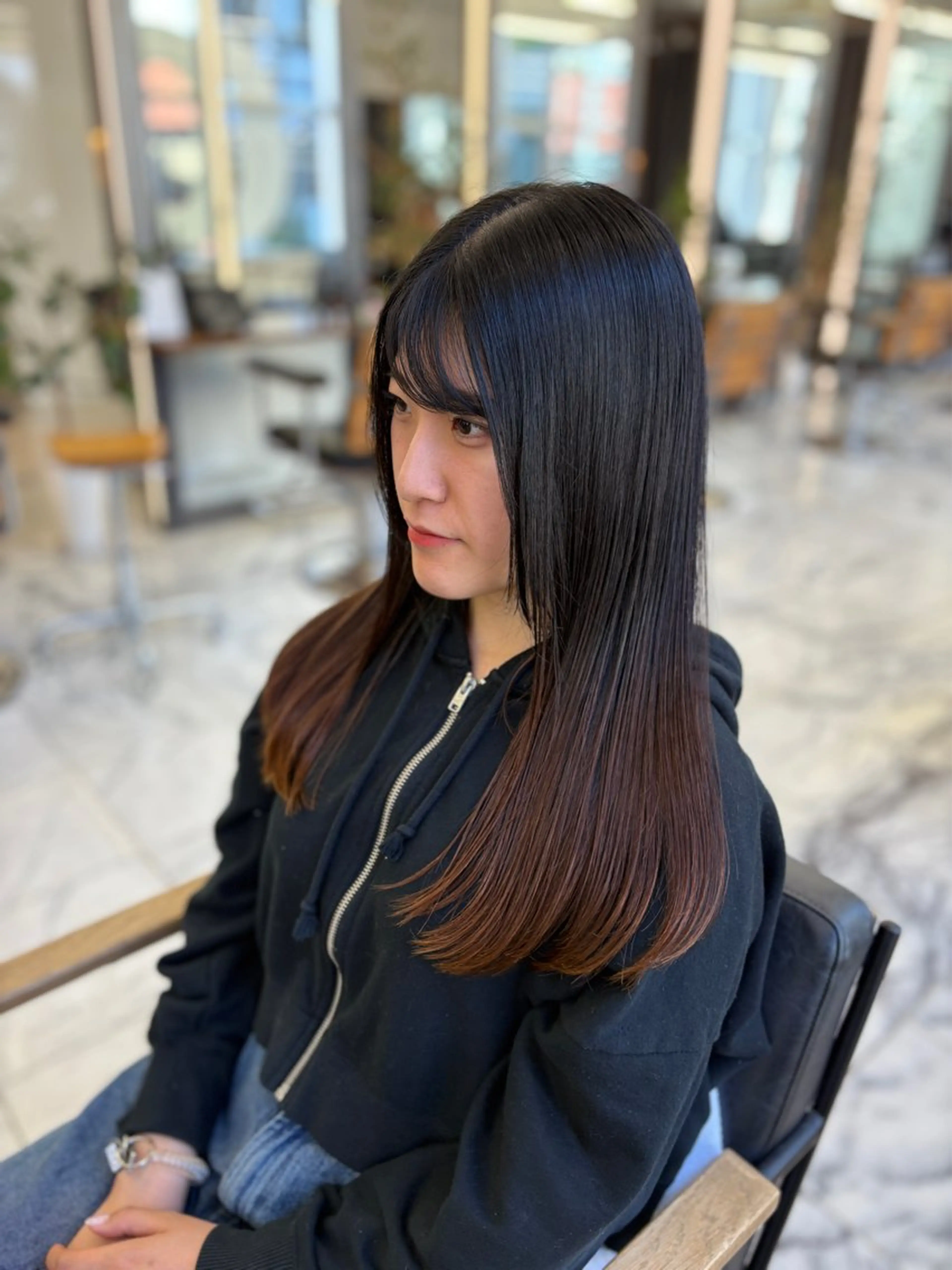 ロング パーマ 酸性ストレート ストレートパーマ 美髪矯正🍀 似合わせカット渡邊のヘアスタイル