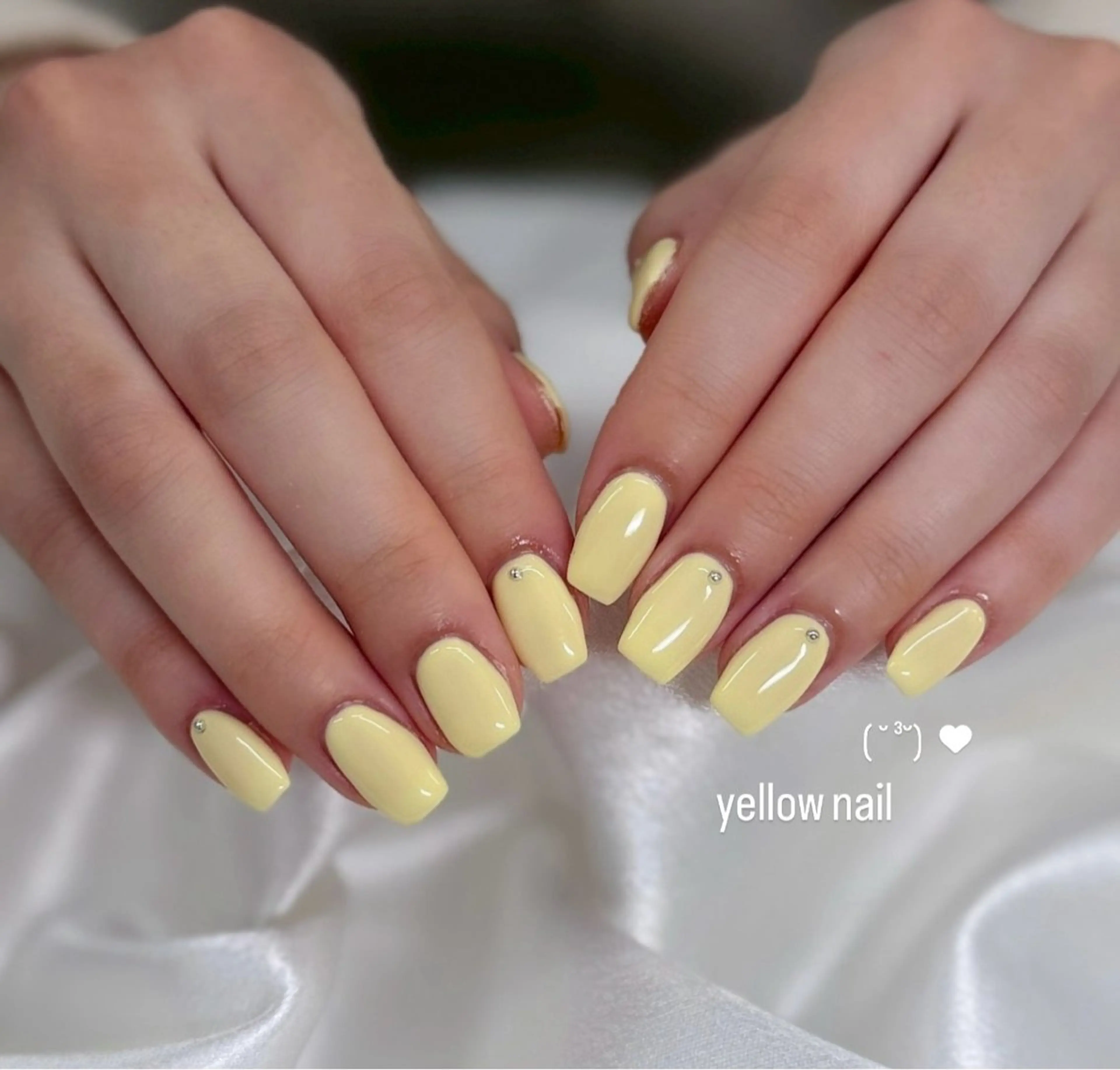 ネイル フラッシュネイル キラキラネイル 韓国ネイル オフィスネイル パステルネイル ハンドネイル Moana manamiのネイルデザイン