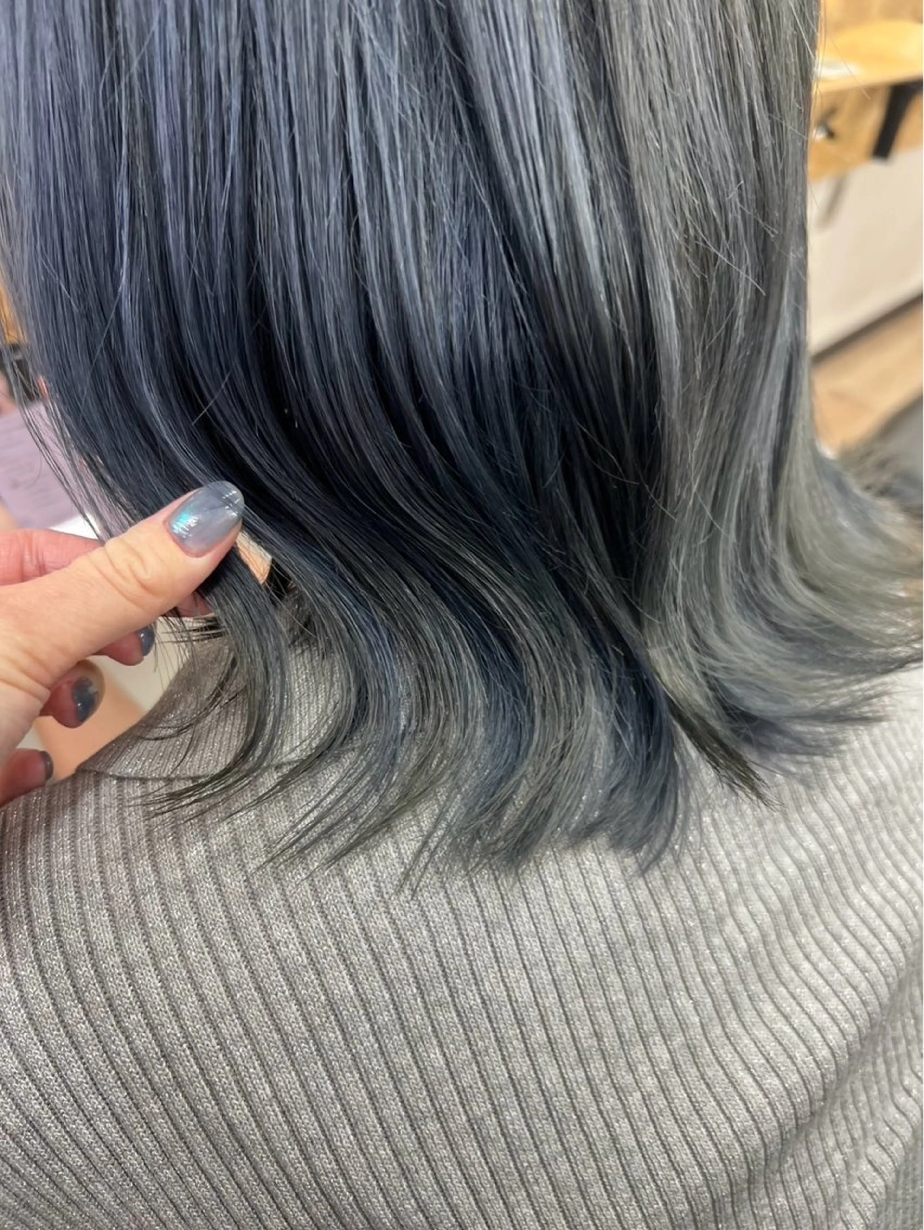 ミディアム カラー ヘアカラー トリートメント 吉松 ここみのヘアスタイル