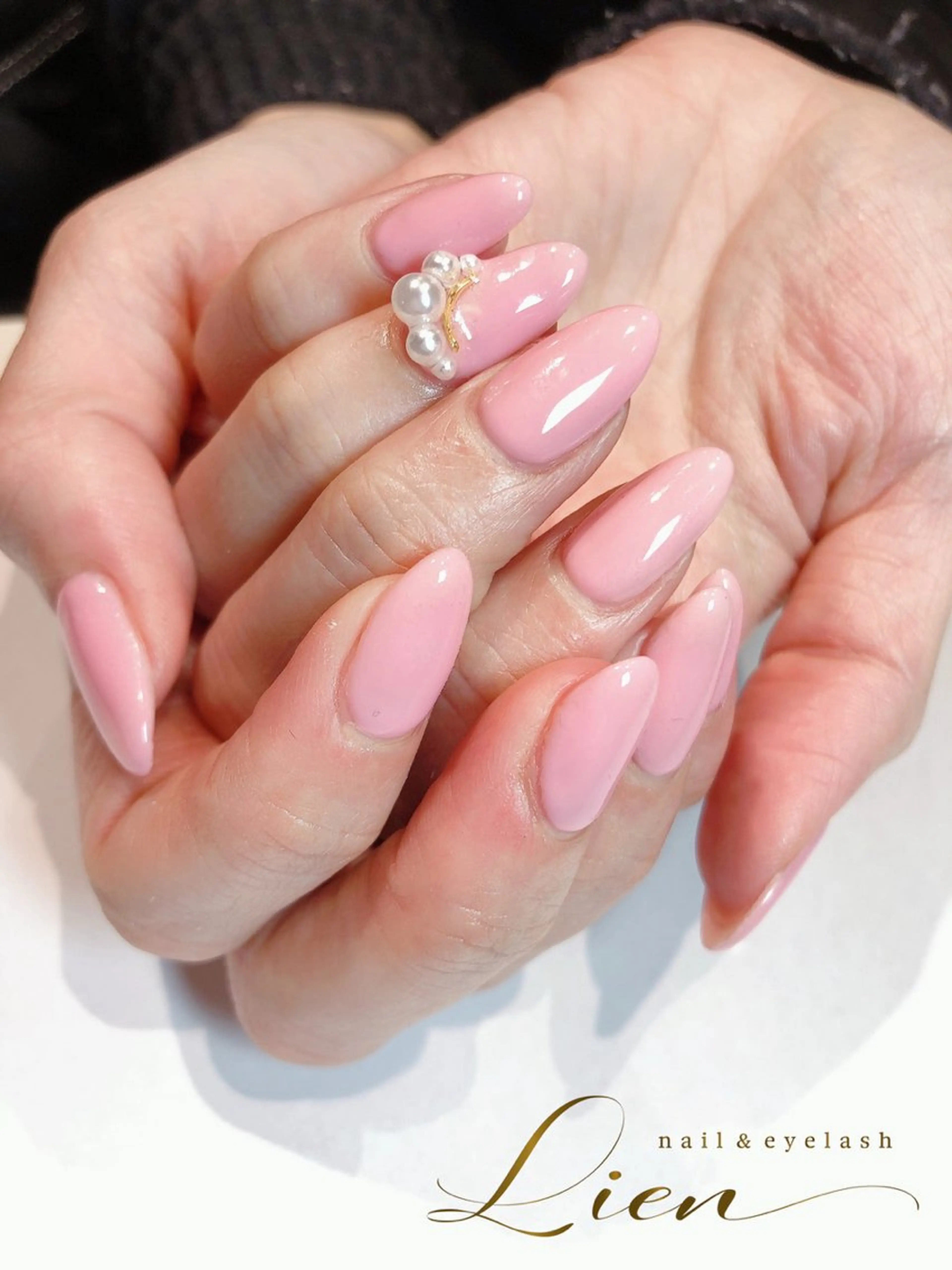 ワンカラーネイル（マグネット、Flashラメ変更可）/オフ込み（ご新規様オフ無料、リピーター様＋500円）の写真