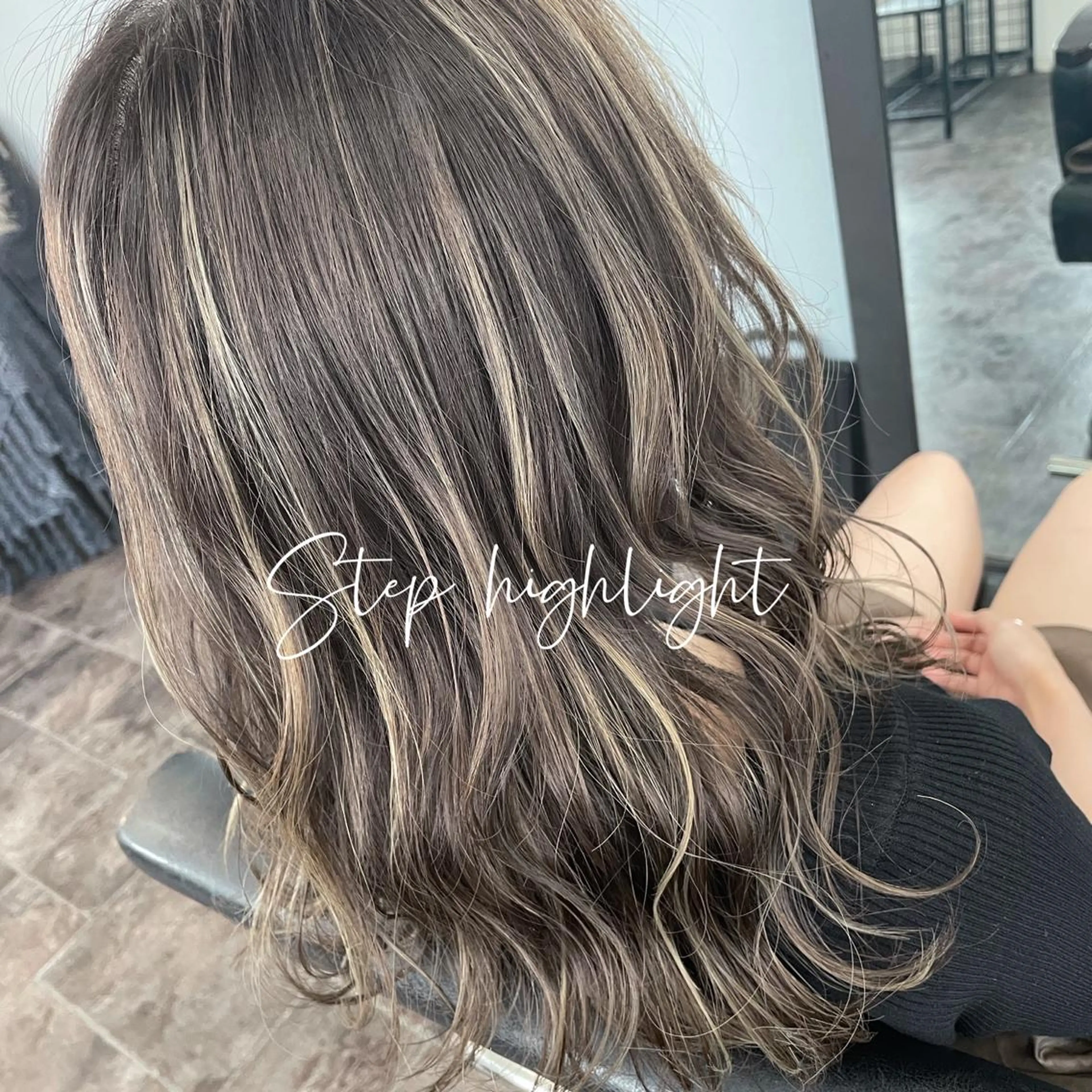 セミロング カラー ハイライトカラー ハイライト 【 DIPTH 】 代表コウキ🥇のヘアスタイル