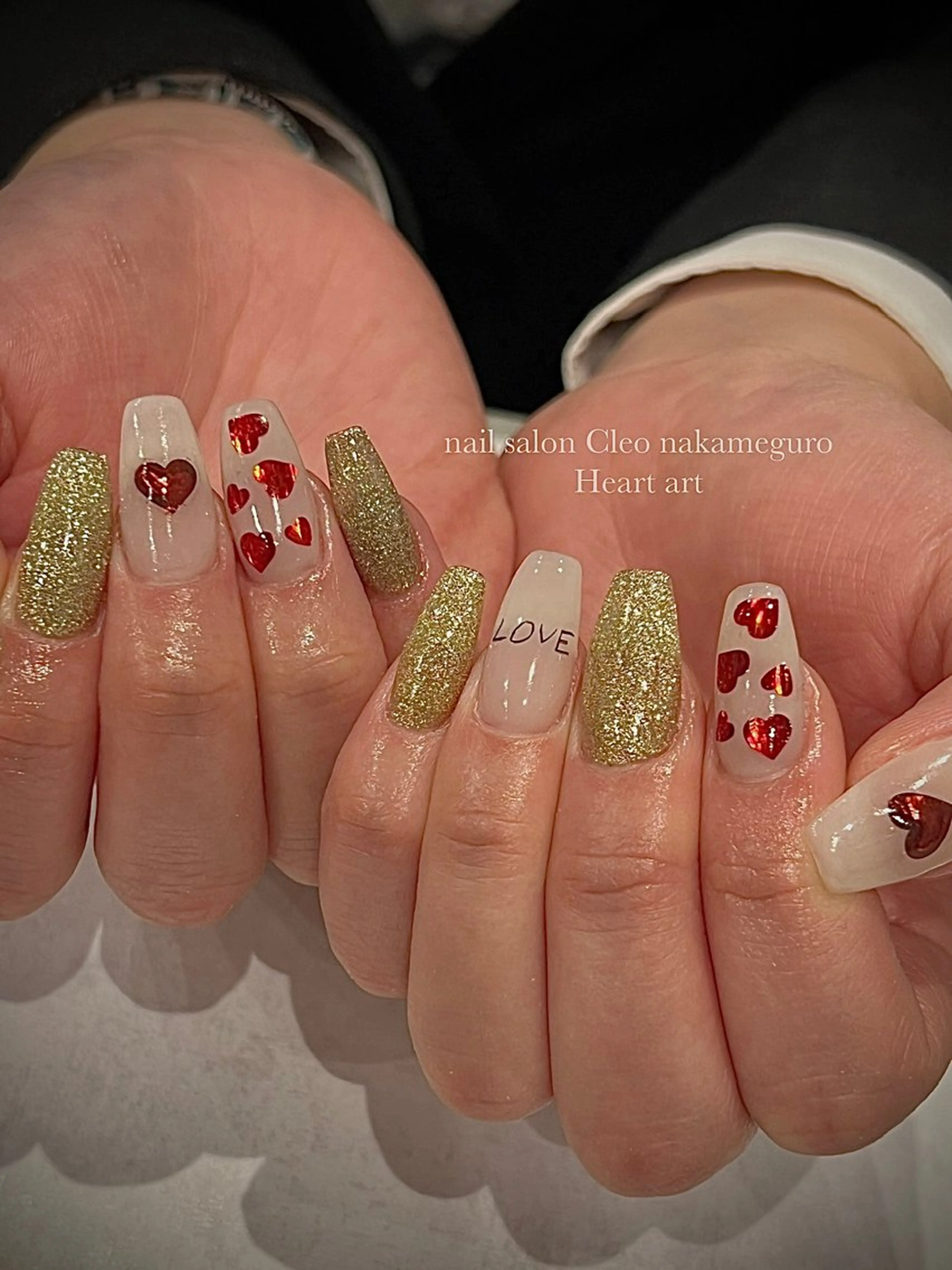 ネイル オーロラネイル フラワーネイル フレンチネイル ジェルネイル ハート ハンドネイル Cleo中目黒店 Hinahoのネイルデザイン