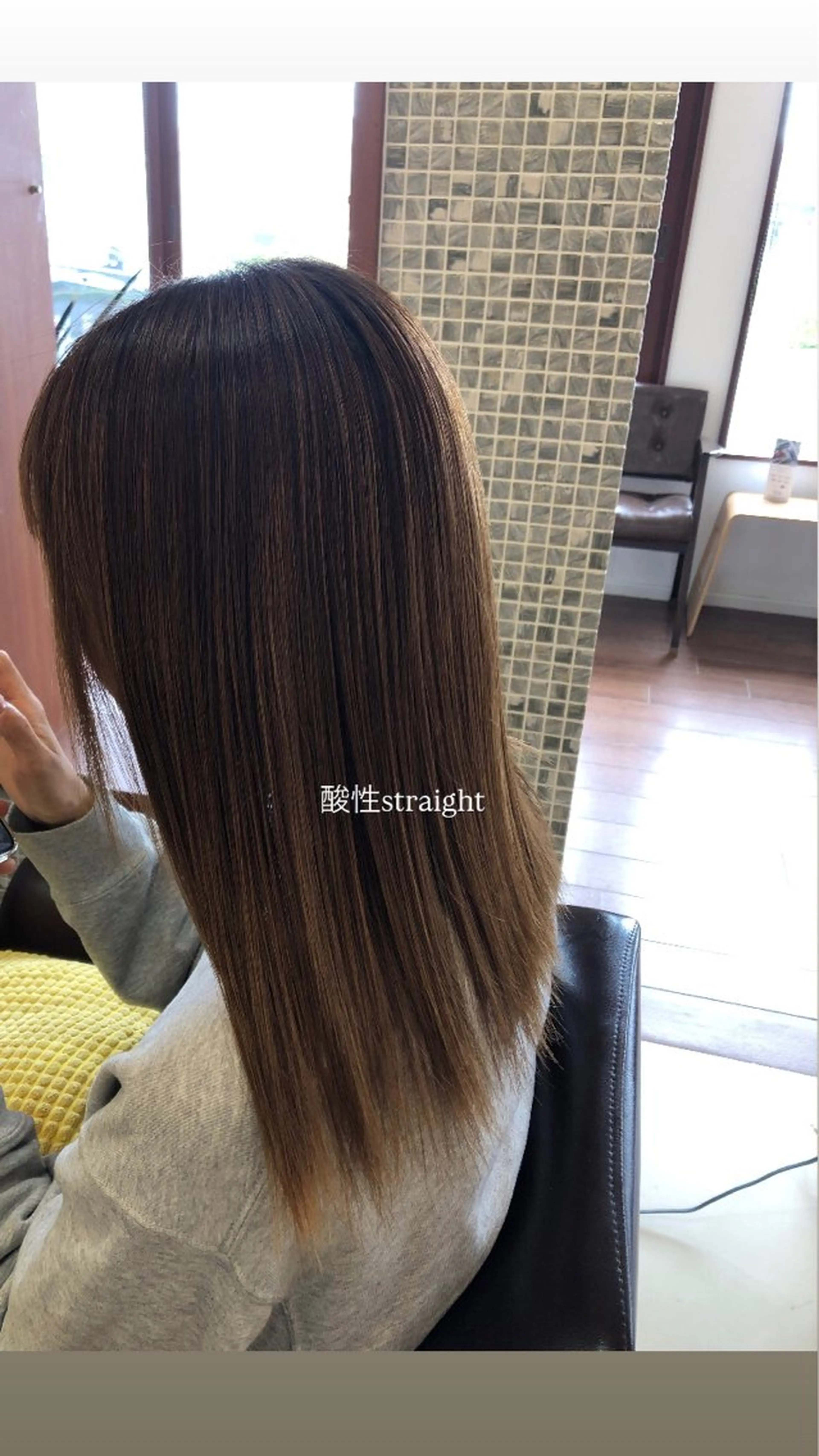 セミロング 加瀬 真弓のヘアスタイル