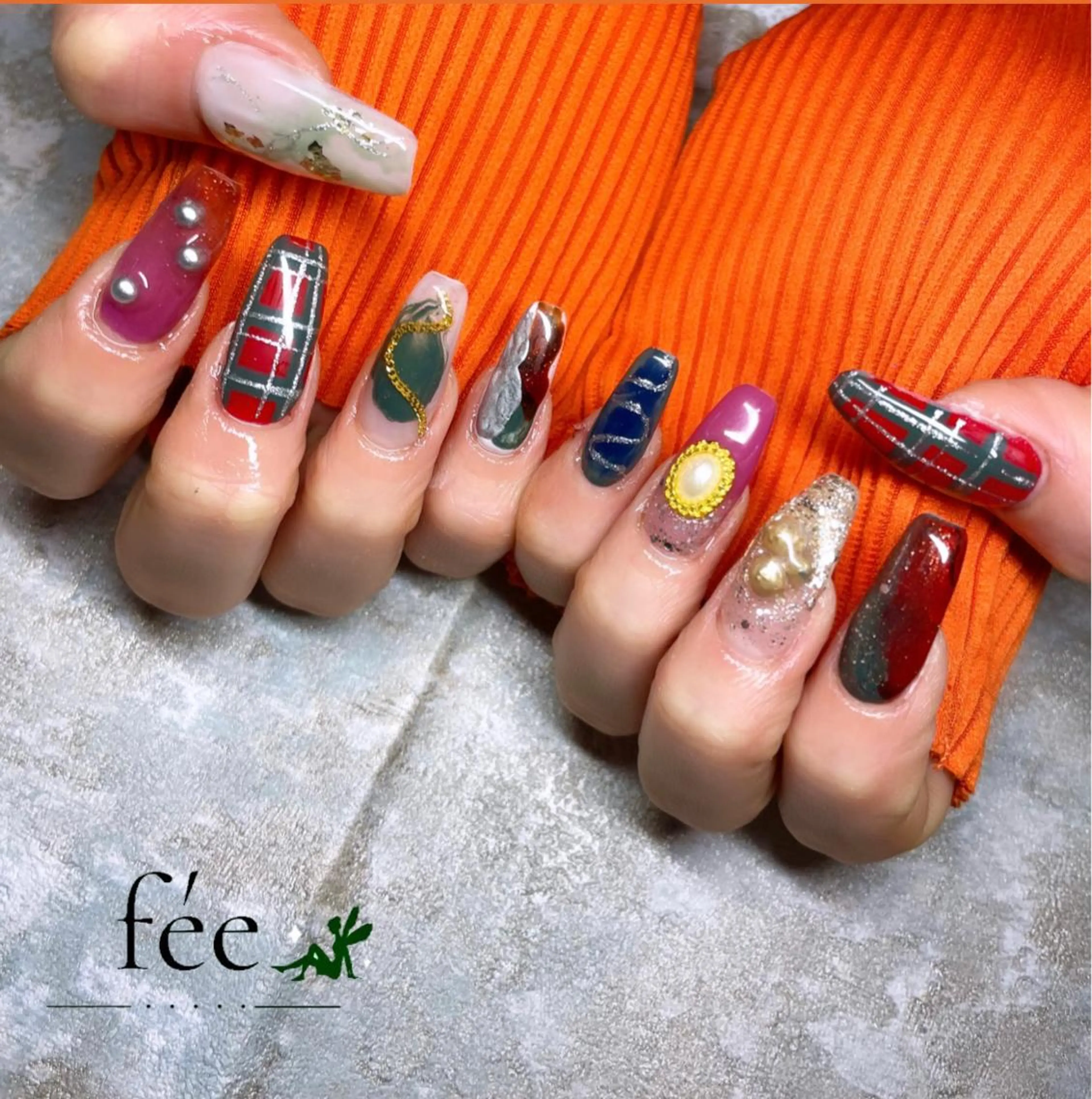 ネイル フットネイル ジェルネイル 韓国ネイル マグネットネイル ミラーネイル ハンドネイル nail salon fee(フィー)のネイルデザイン