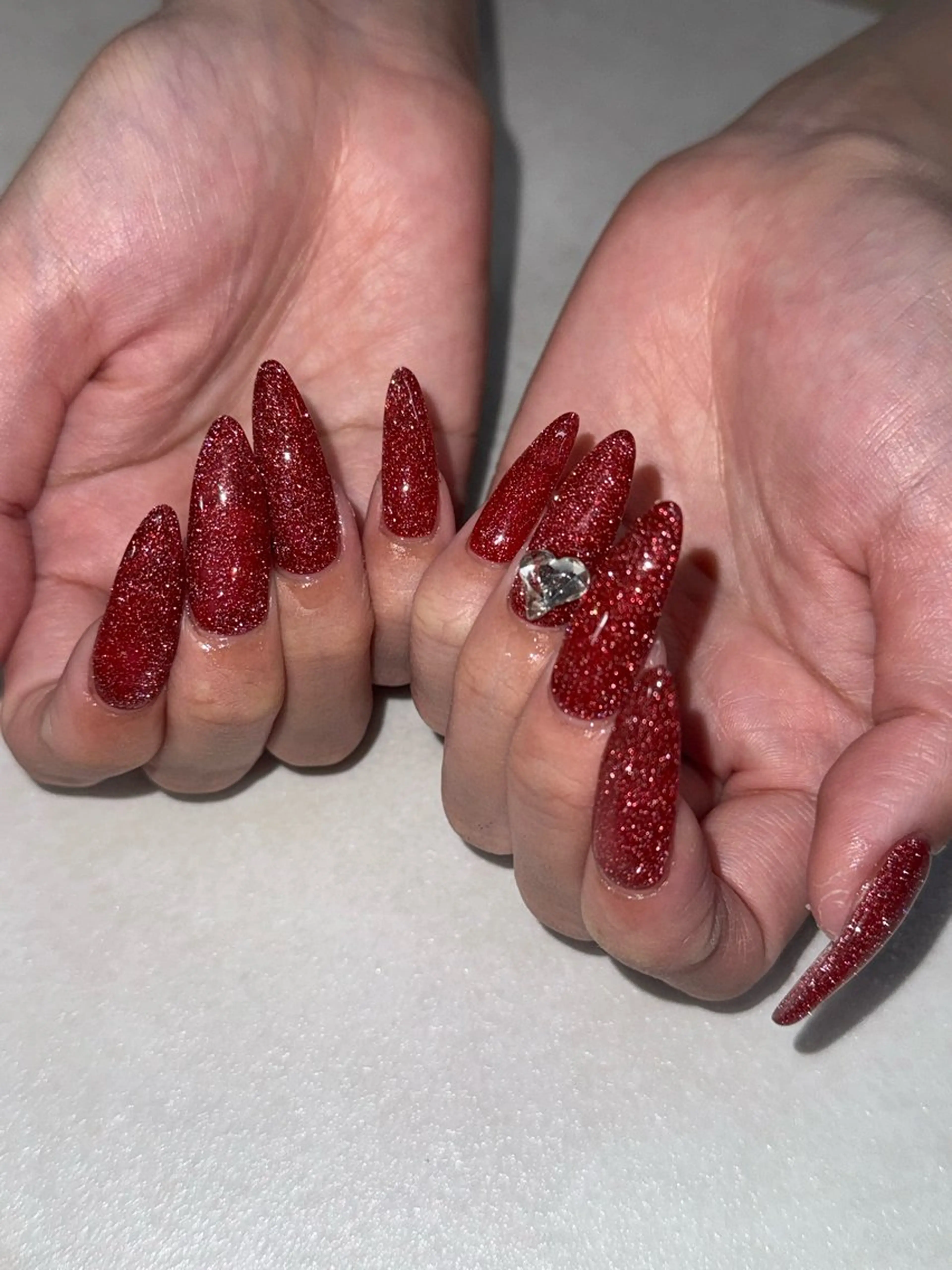 ネイル フラッシュネイル ラメ(グリッター) ロングネイル ハンドネイル 🐈⬛ Minamiのネイルデザイン