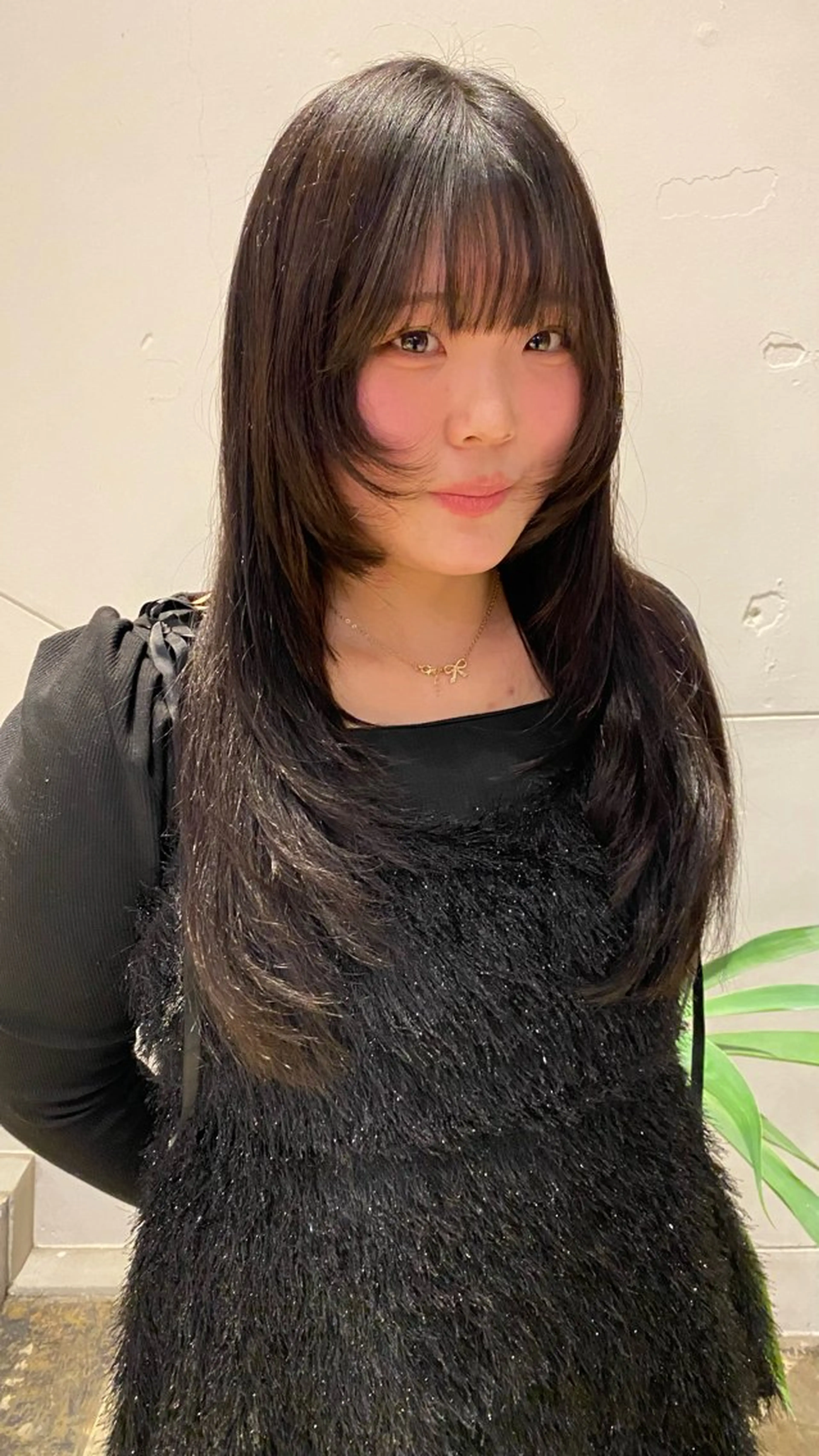 ロング レイヤーカット/ ダブルカラーサクライのヘアスタイル