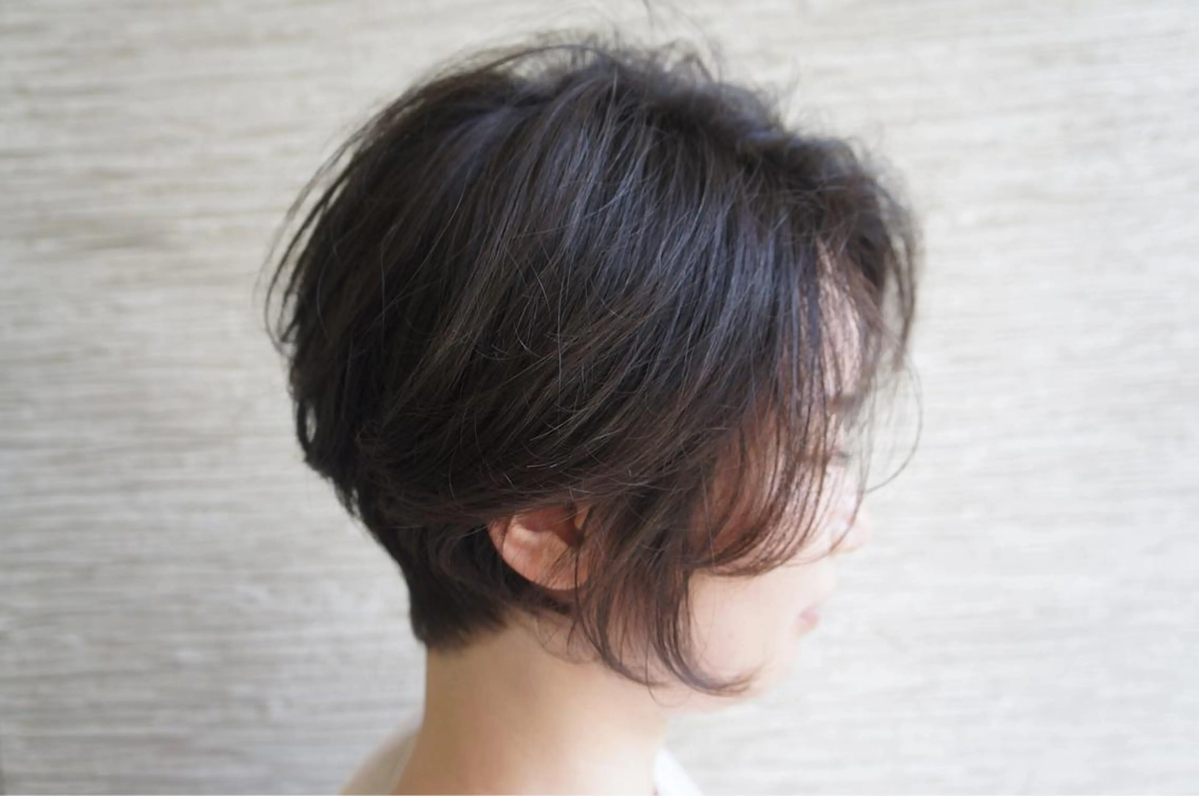 ショート くせ毛 カット 丹下 鐘太郎のヘアスタイル