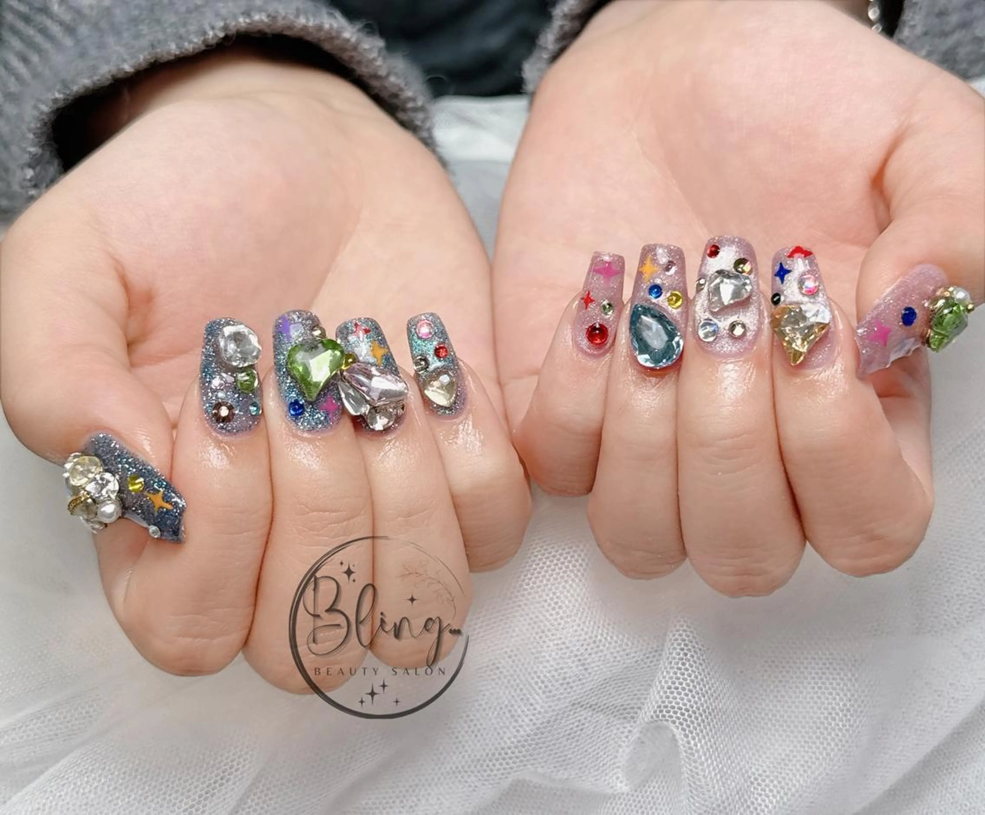 ロング 韓国風ヘア ハンドネイル Bling Salonのネイルデザイン