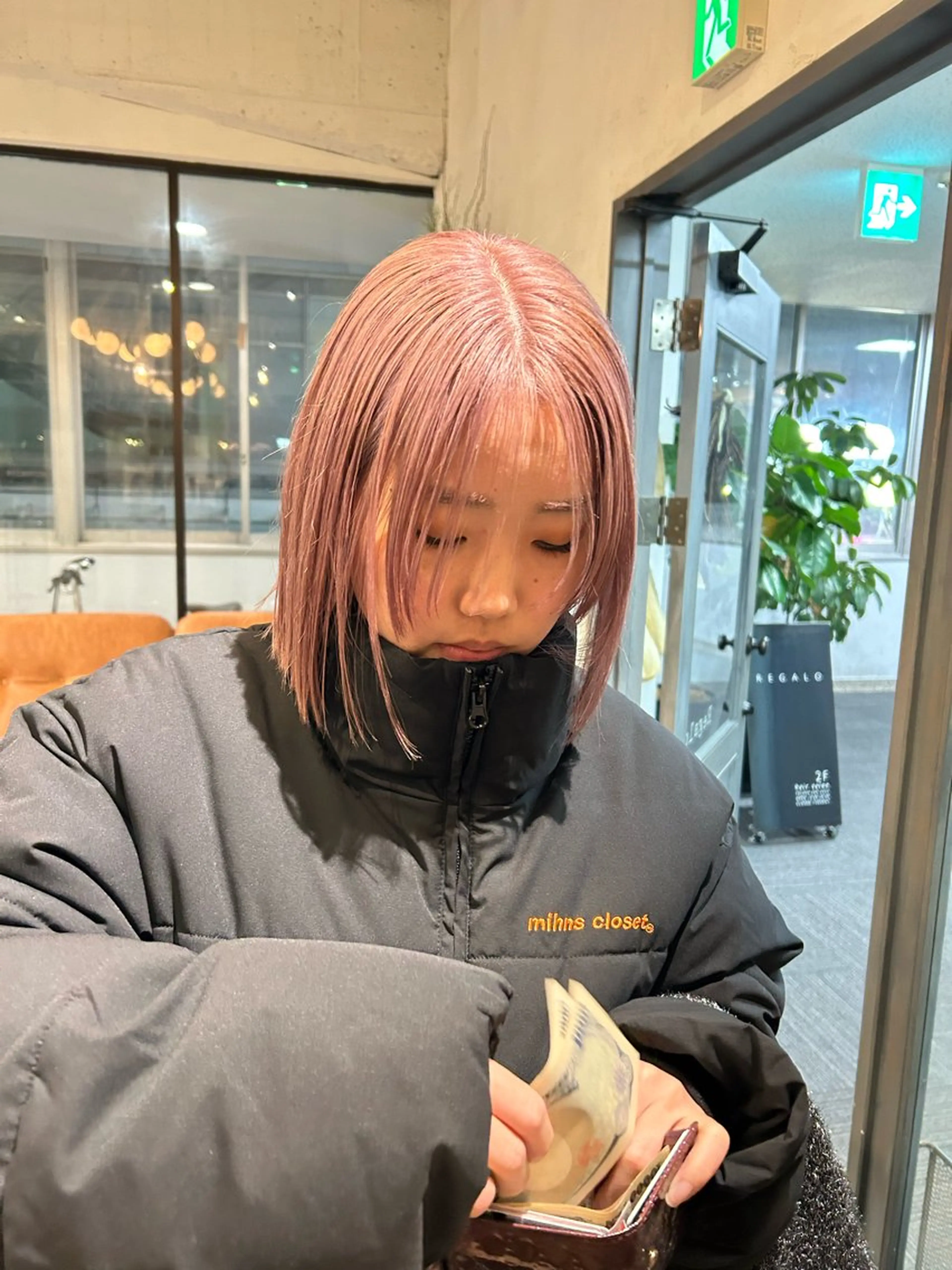 ショート カラー 市川 蘭のヘアスタイル