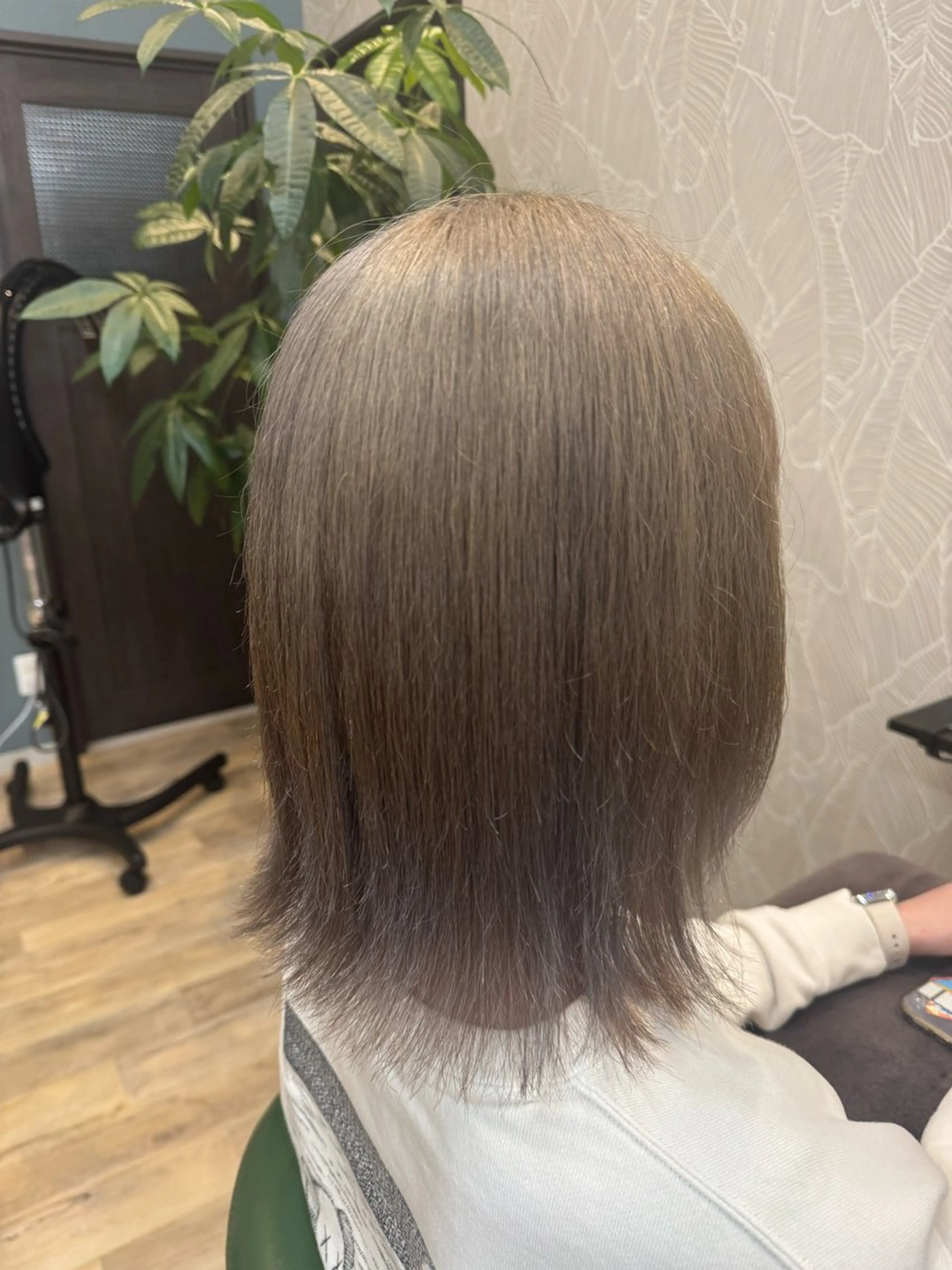 ショート カラー 植松 小乃佳のヘアスタイル