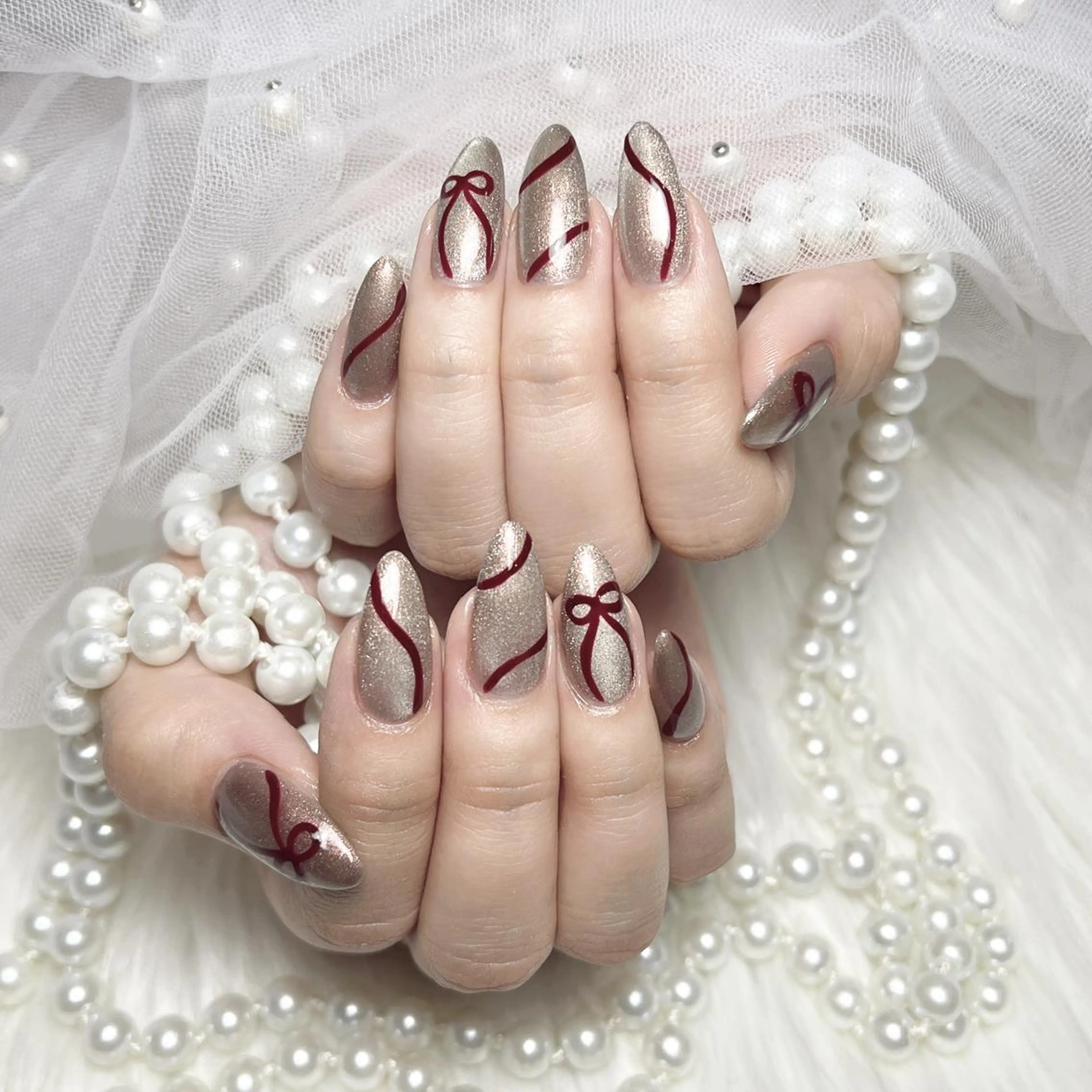 ネイル アートネイル フラッシュネイル フレンチネイル ジェルネイル ガラスフレンチ M2 BEAUTY サロンのネイルデザイン