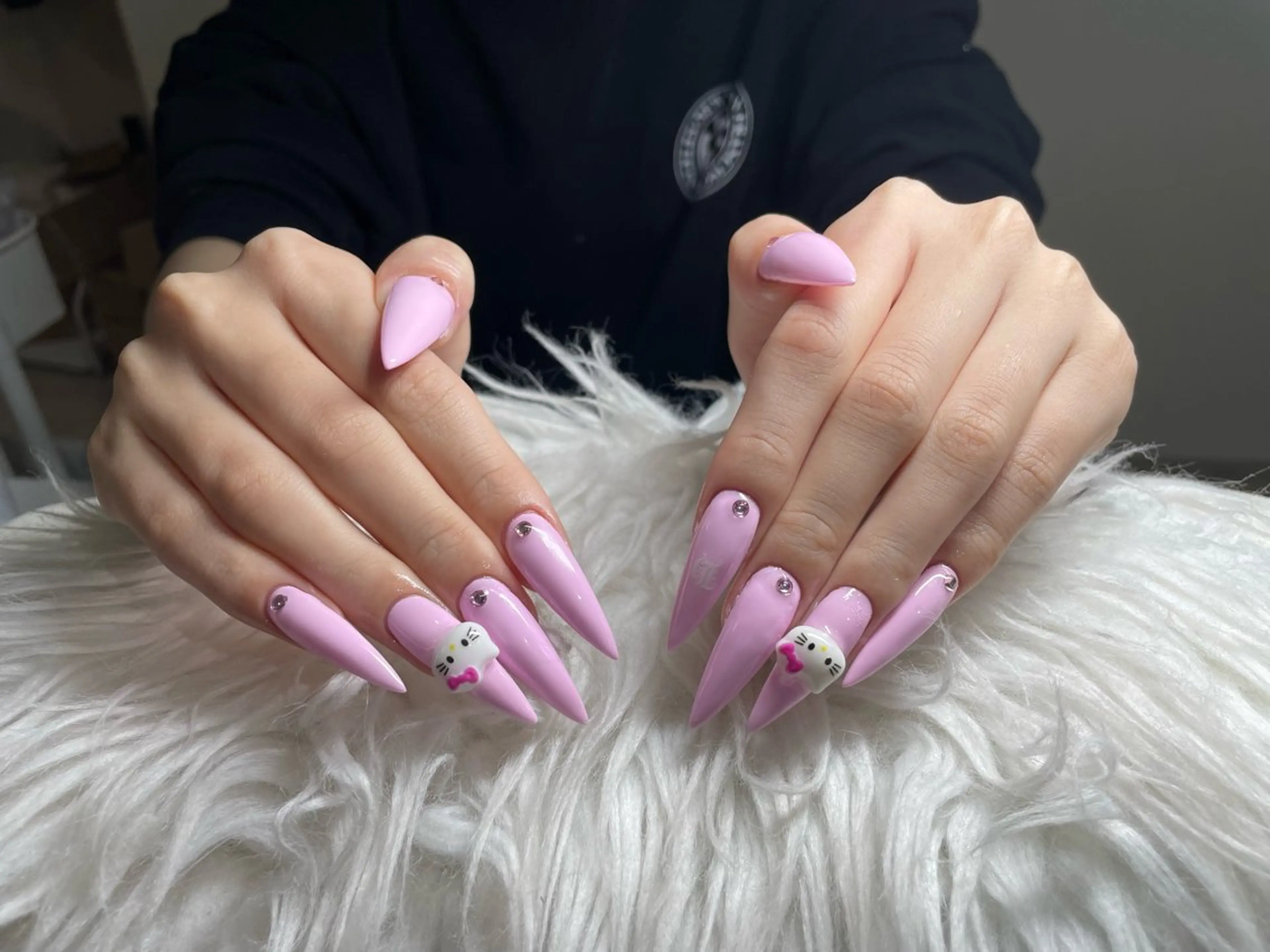 ネイル フレンチネイル ジェルネイル ガーリー 韓国ネイル ロングネイル ハンドネイル ミ チャンのネイルデザイン