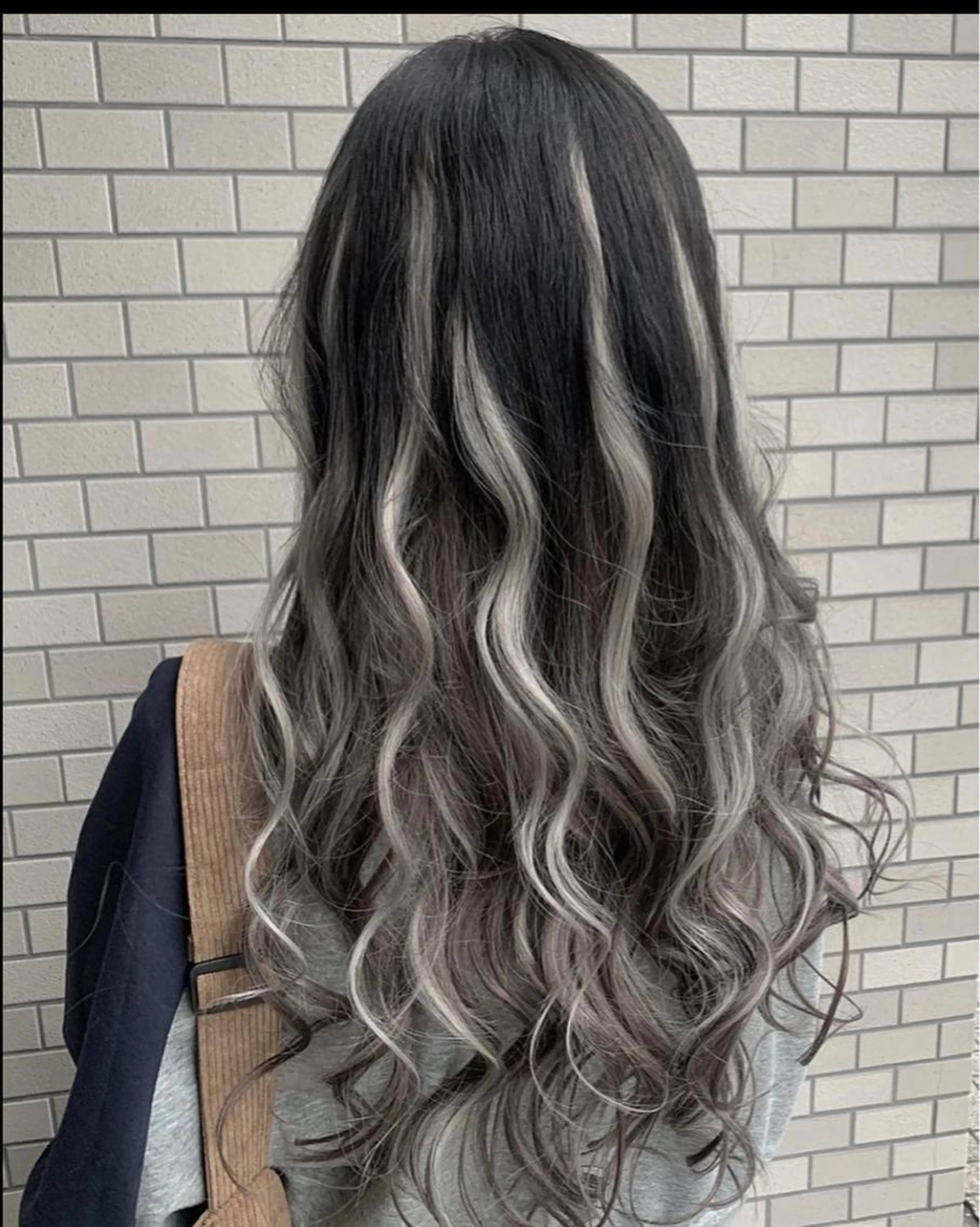 ダブルカラー＋シールエクステ70本付け放題🌈💓(2stepトリートメント付き🌟)の写真