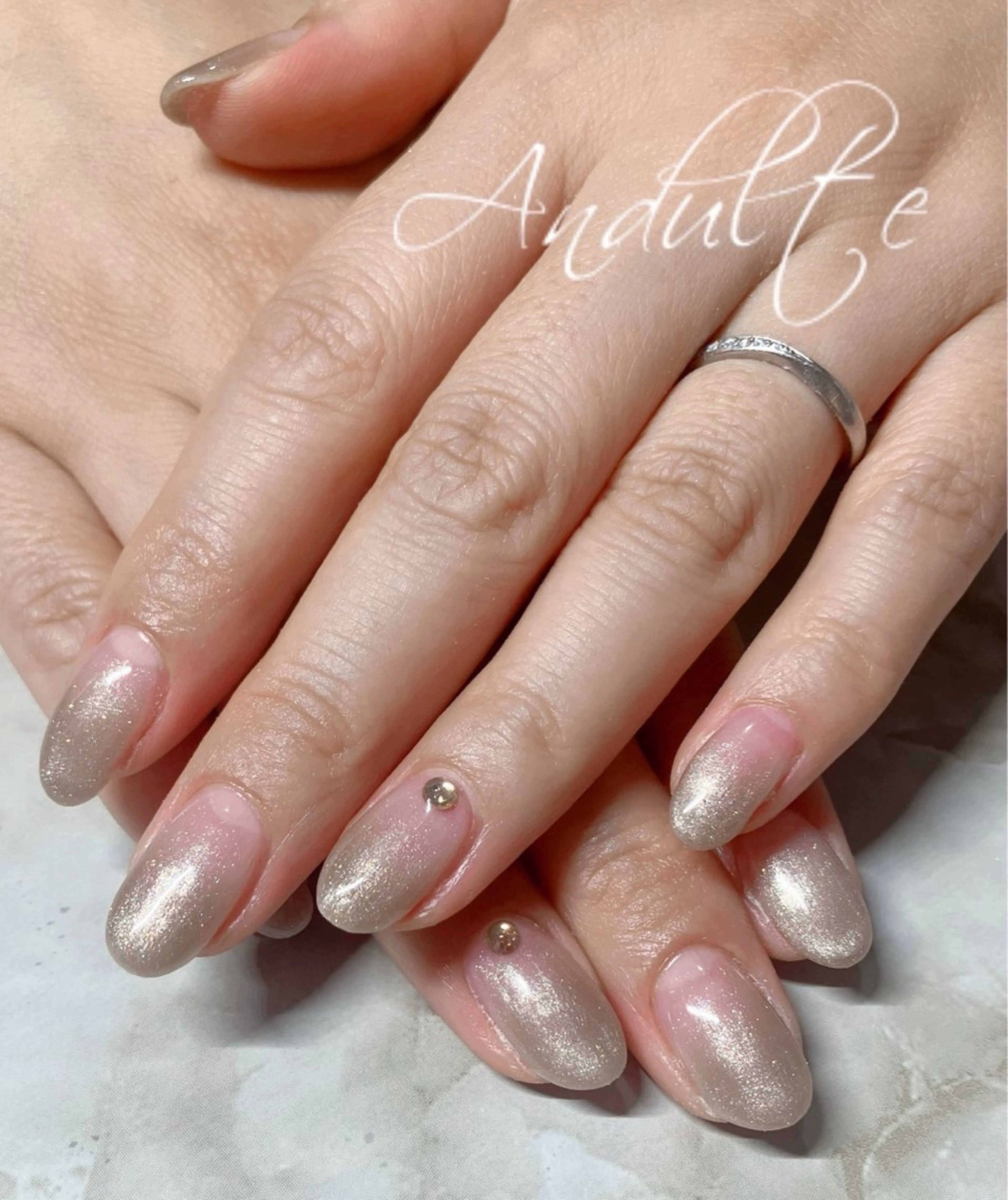 ネイル andulte MAIのネイルデザイン
