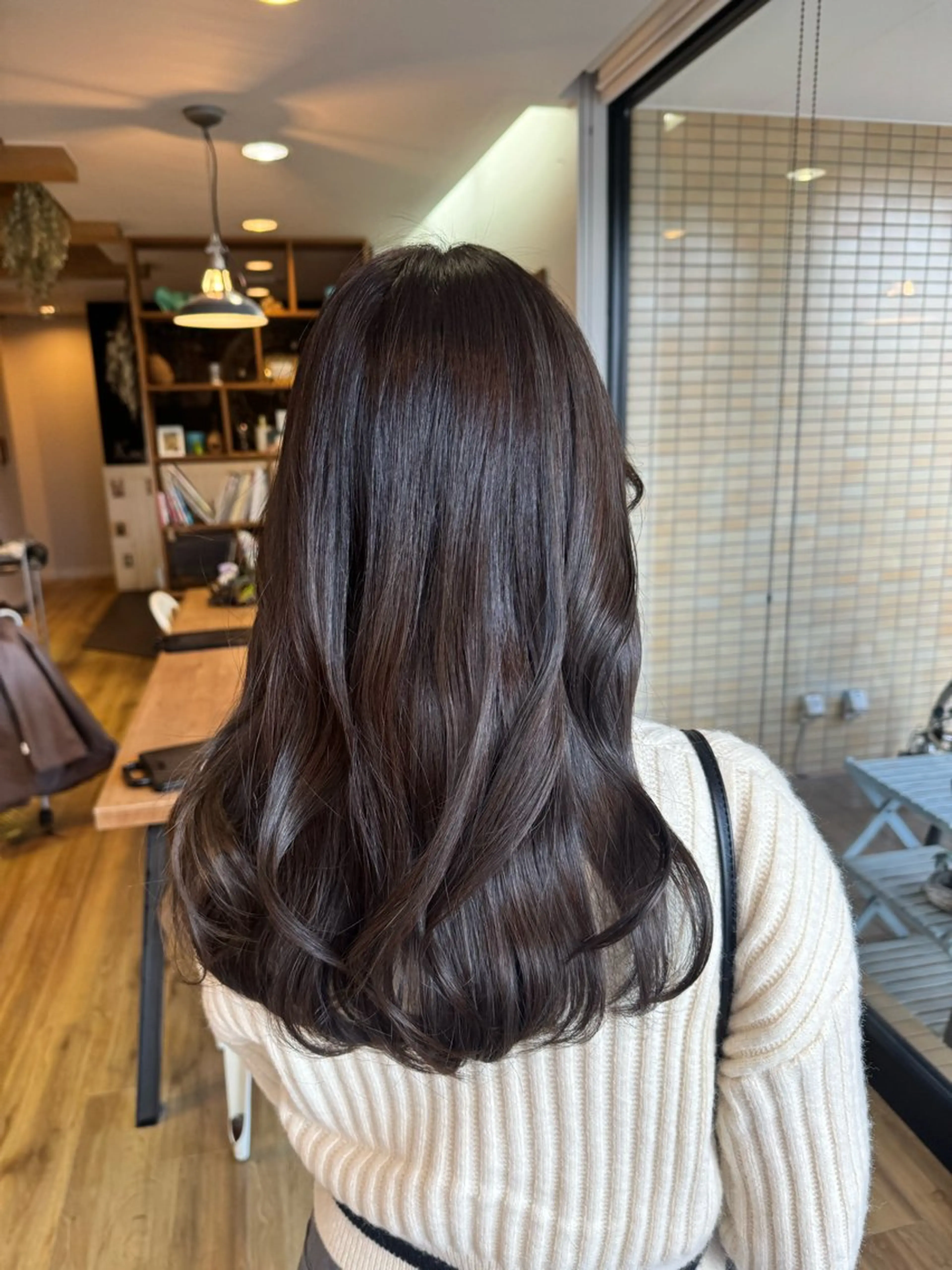 ロング カラー ヘアカラー トリートメント ツキダテ ユイのヘアスタイル