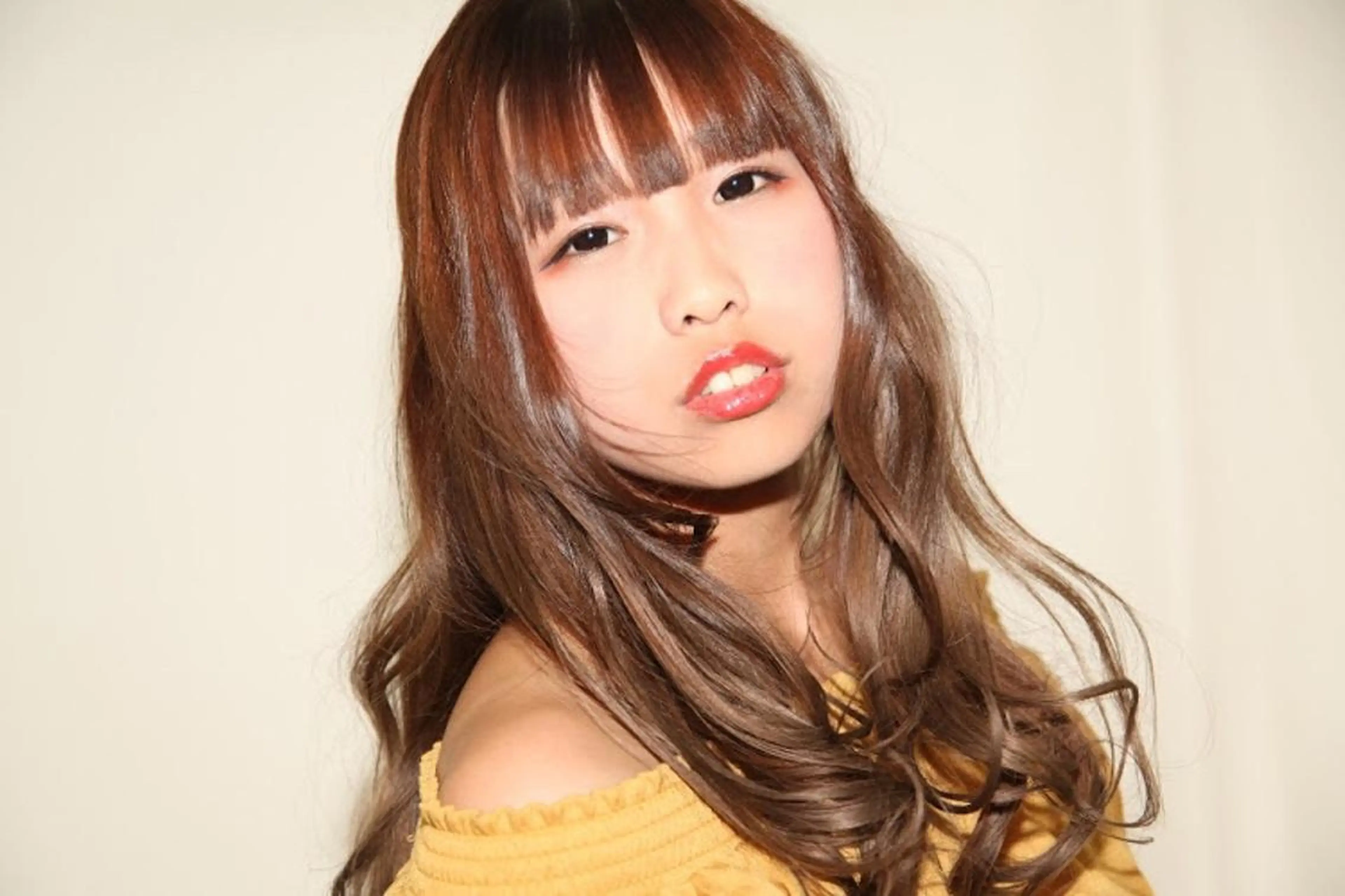 ロング カラー イルミナカラー 外国人風カラー ロング 髪質改善/縮毛矯正 /レイヤー岡部のヘアスタイル