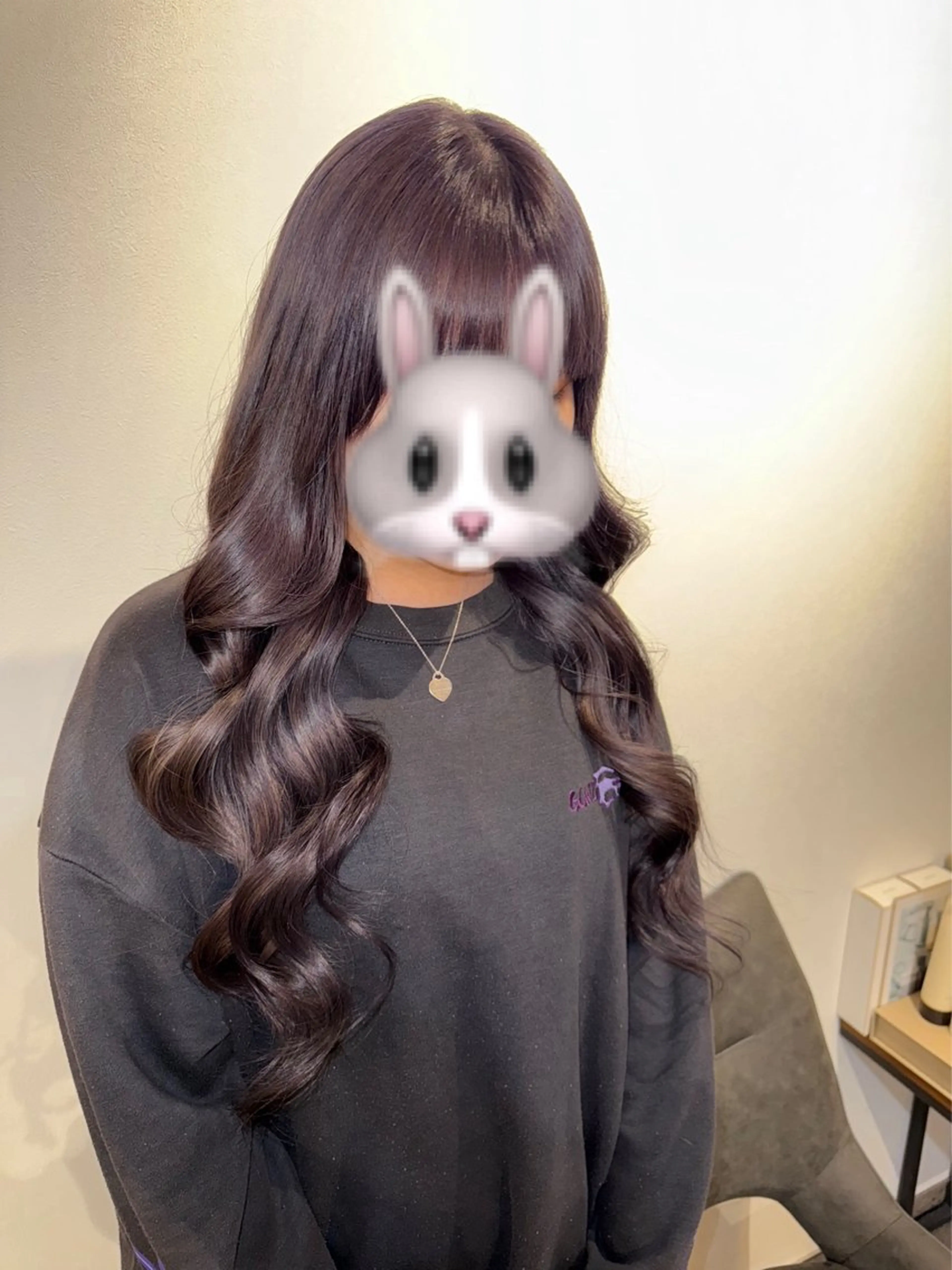 ロング 明 (めい)のヘアスタイル