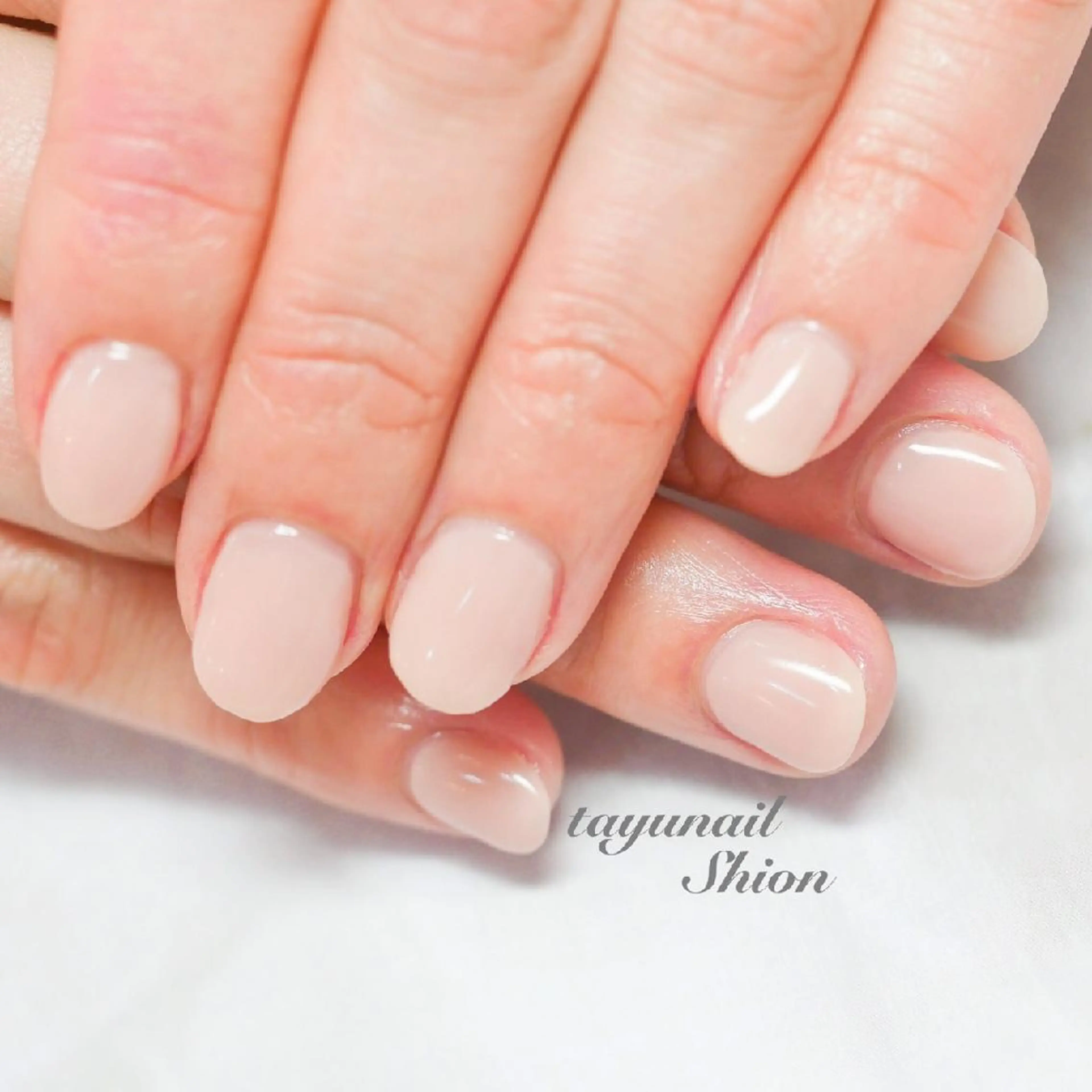 ネイル ブルー ジェルネイル ワンカラーネイル パラジェル シンプルネイル ネイルサロン 【たゆnail】のネイルデザイン