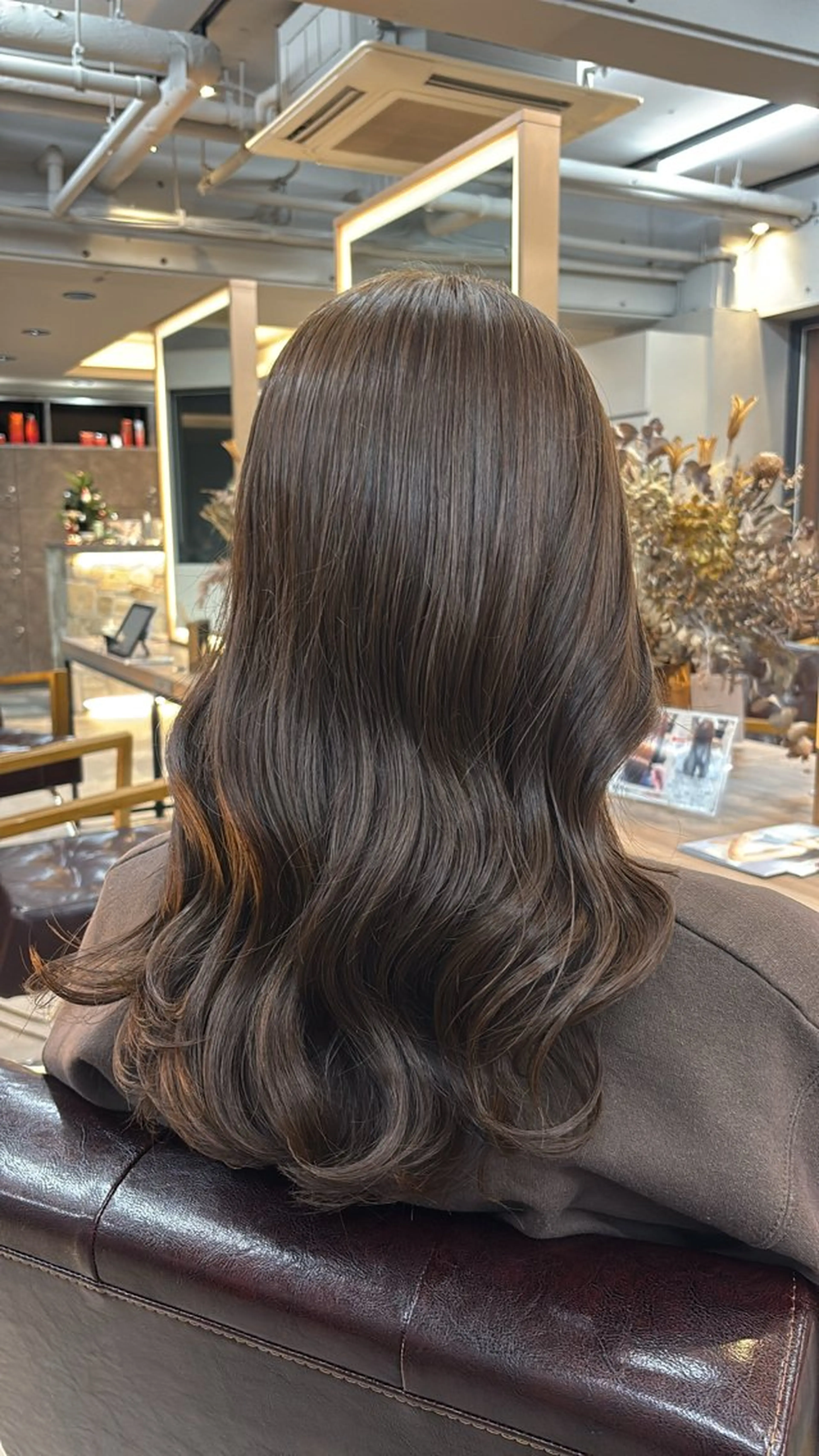 カラー ブリーチ 透明感カラー ブリーチなしカラー ヘアカラー レイヤー✂︎ぷつボブ 艶カラー🤍noaのヘアスタイル