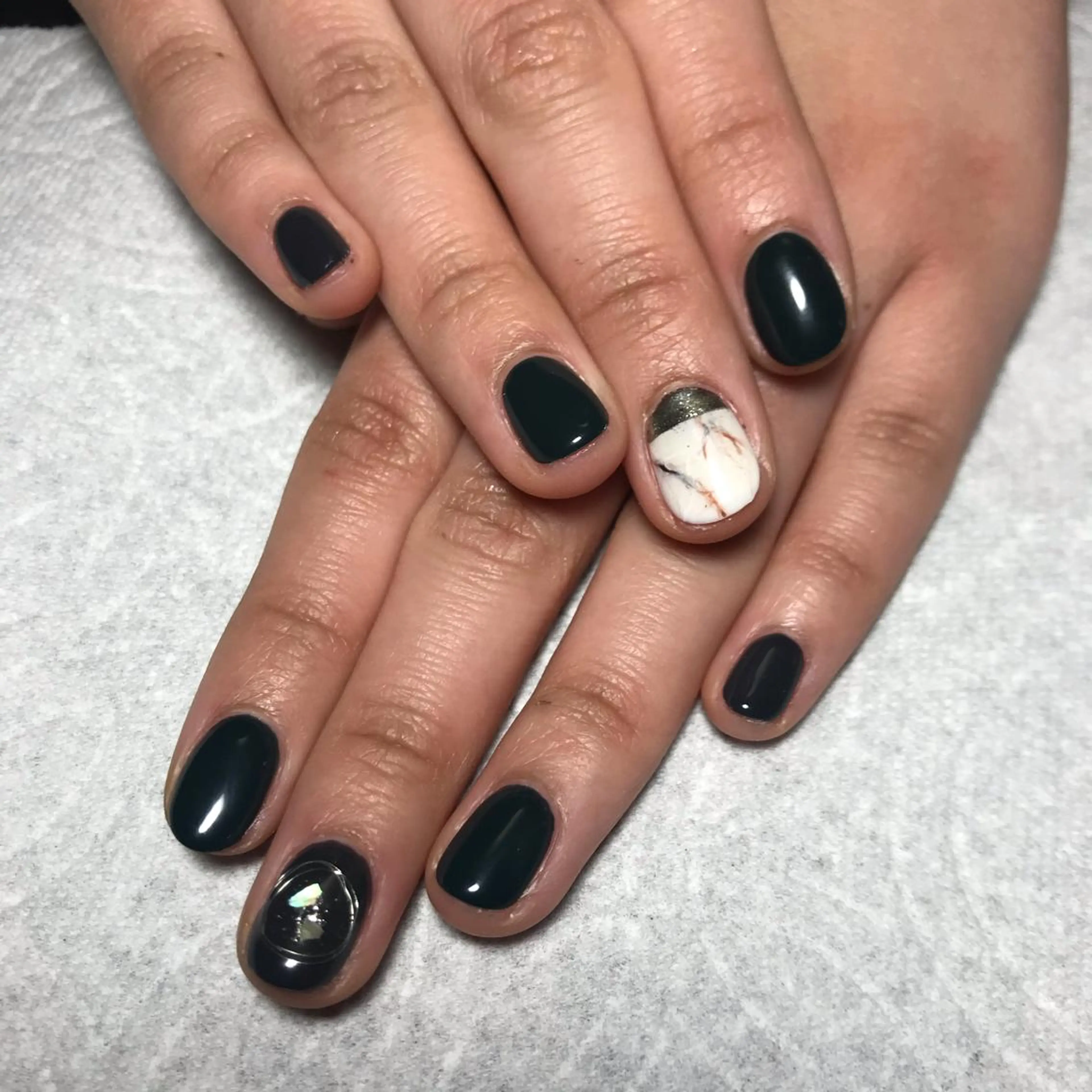 ネイル 寺山 千鶴のネイルデザイン