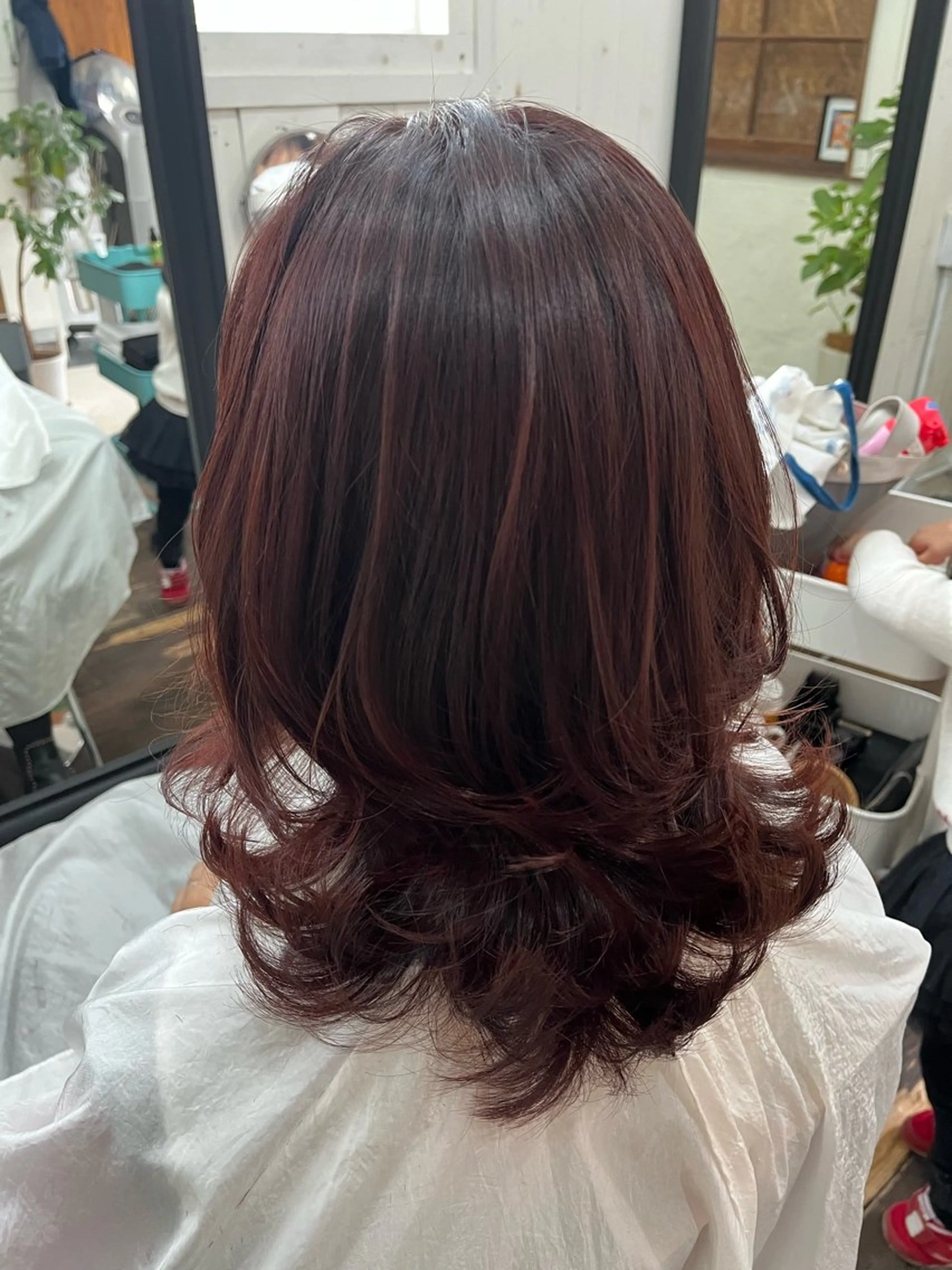 ミディアム 紙屋 隼人のヘアスタイル