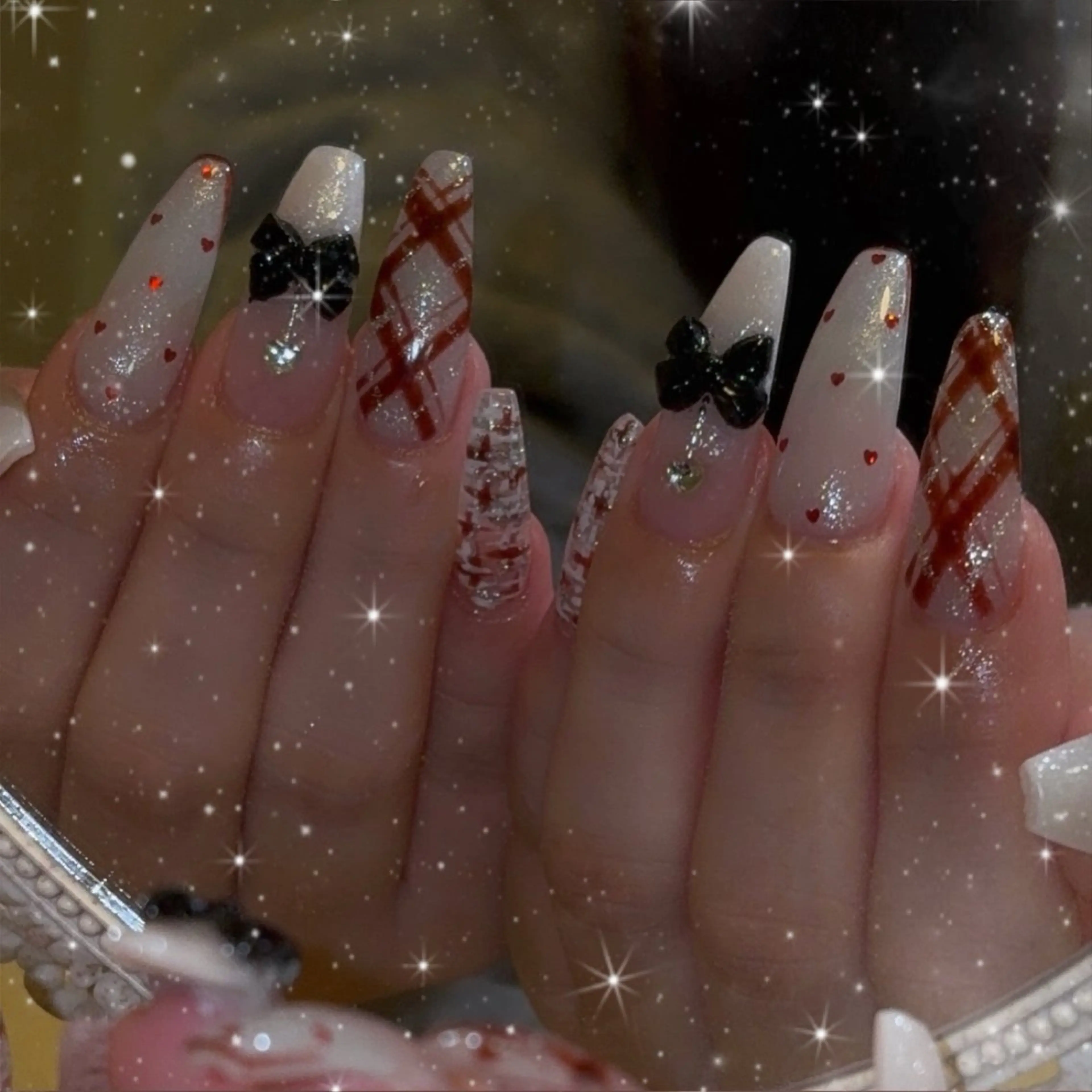 ネイル ハンドネイル LUANA所属・LUANA ジュリのネイルデザイン