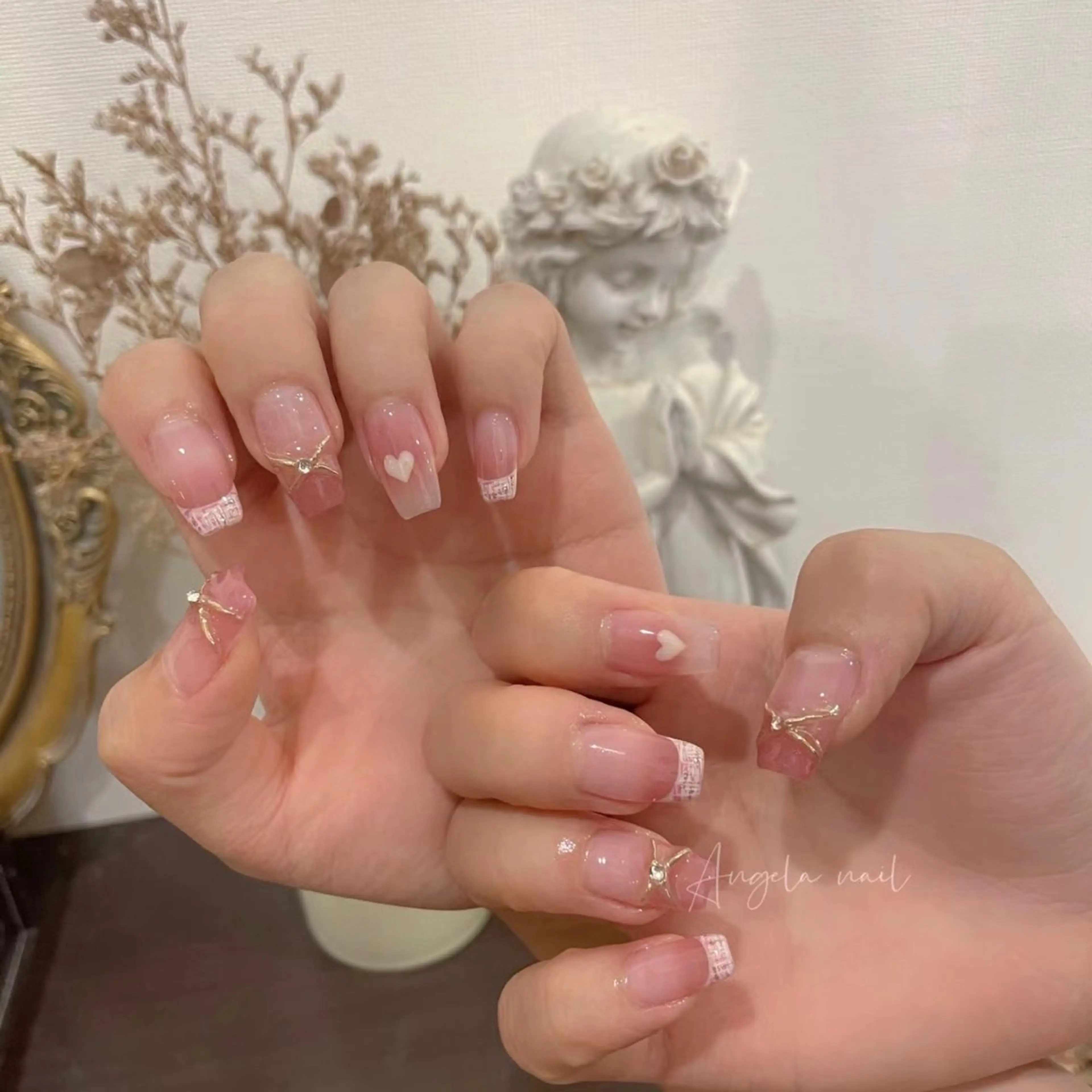 ネイル アンジェラネイル所属・Angela nail💓のネイルデザイン