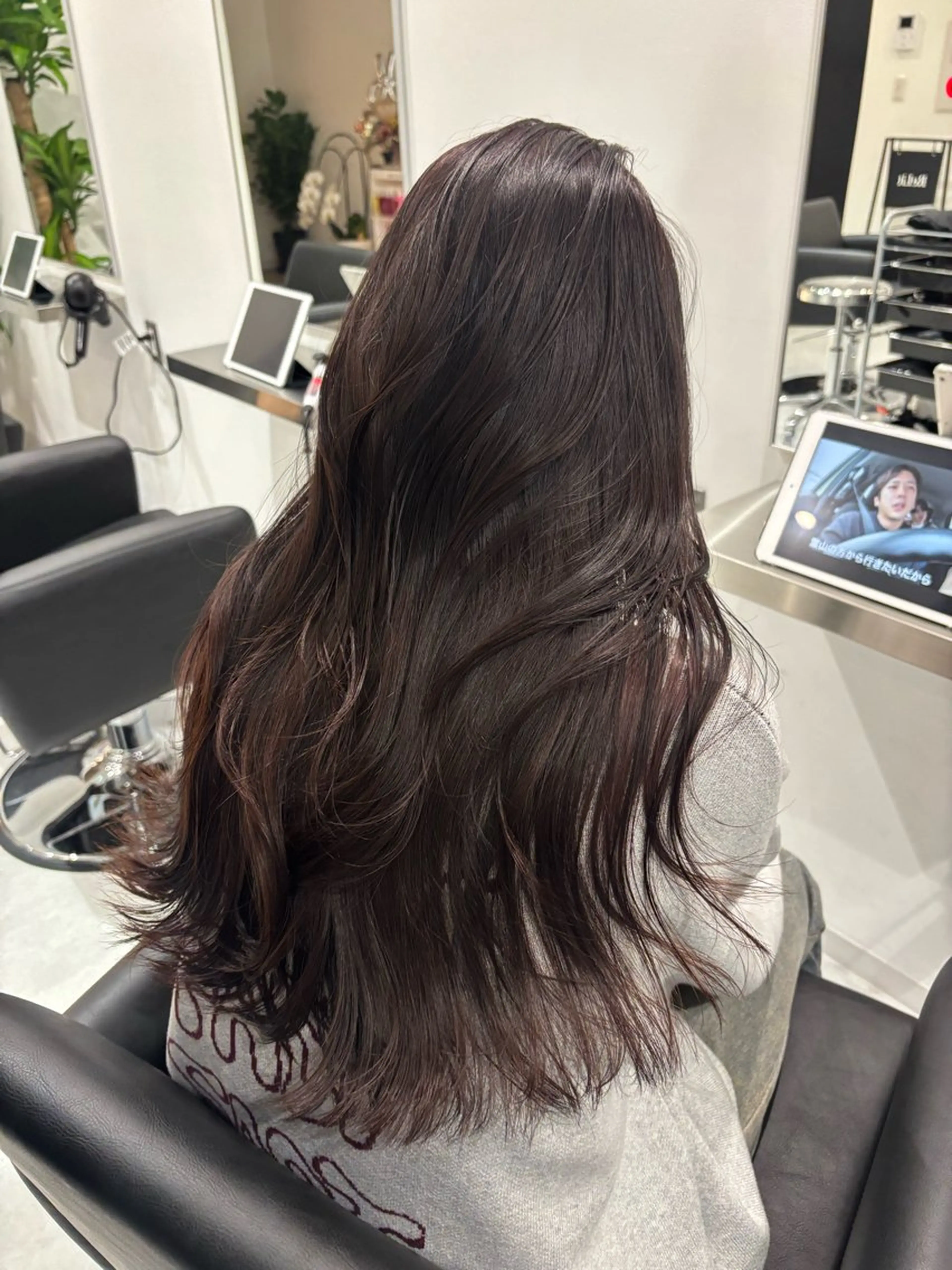 ロング カラー ベージュカラー ブリーチ ブラウンカラー ケアブリーチ カシス 🎀透明感× 赤み消し🎀正源のヘアスタイル