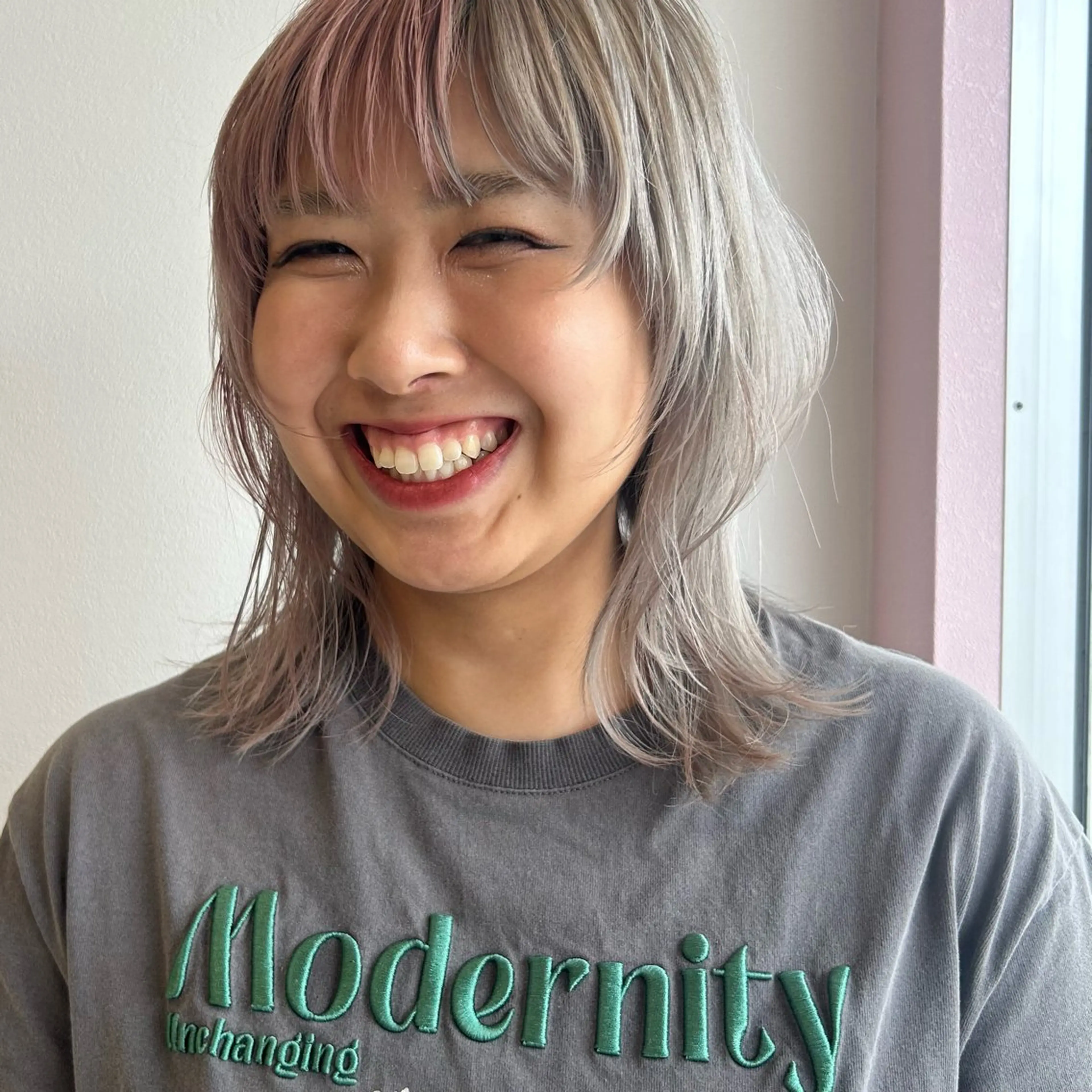 セミロング カラー 💙ルル💙 ハイトーン/レイヤーのヘアスタイル