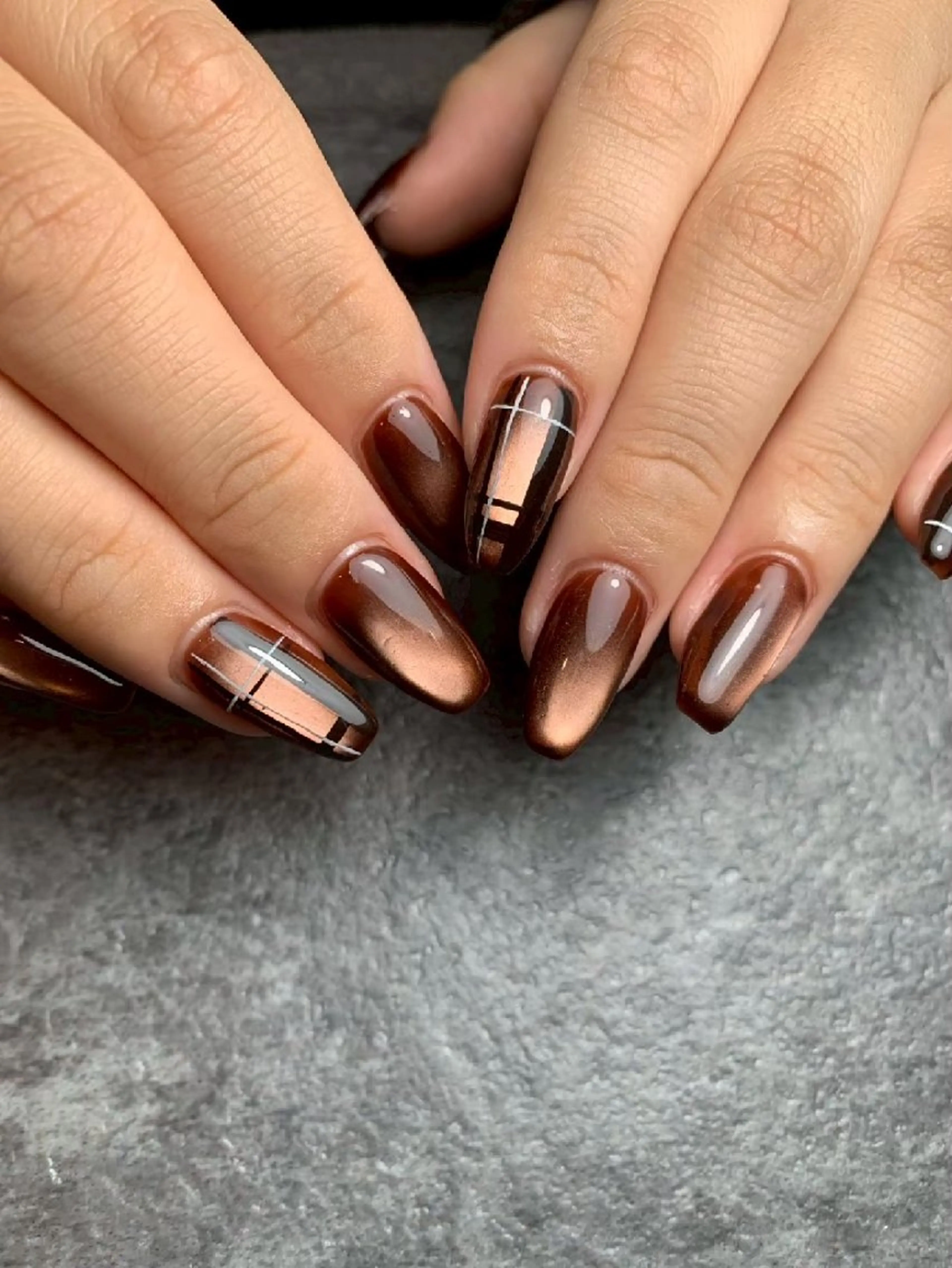 ネイル アートネイル マグネットネイル ワンカラーネイル ハンドネイル MU5-nail 金山ネイルサロンのネイルデザイン