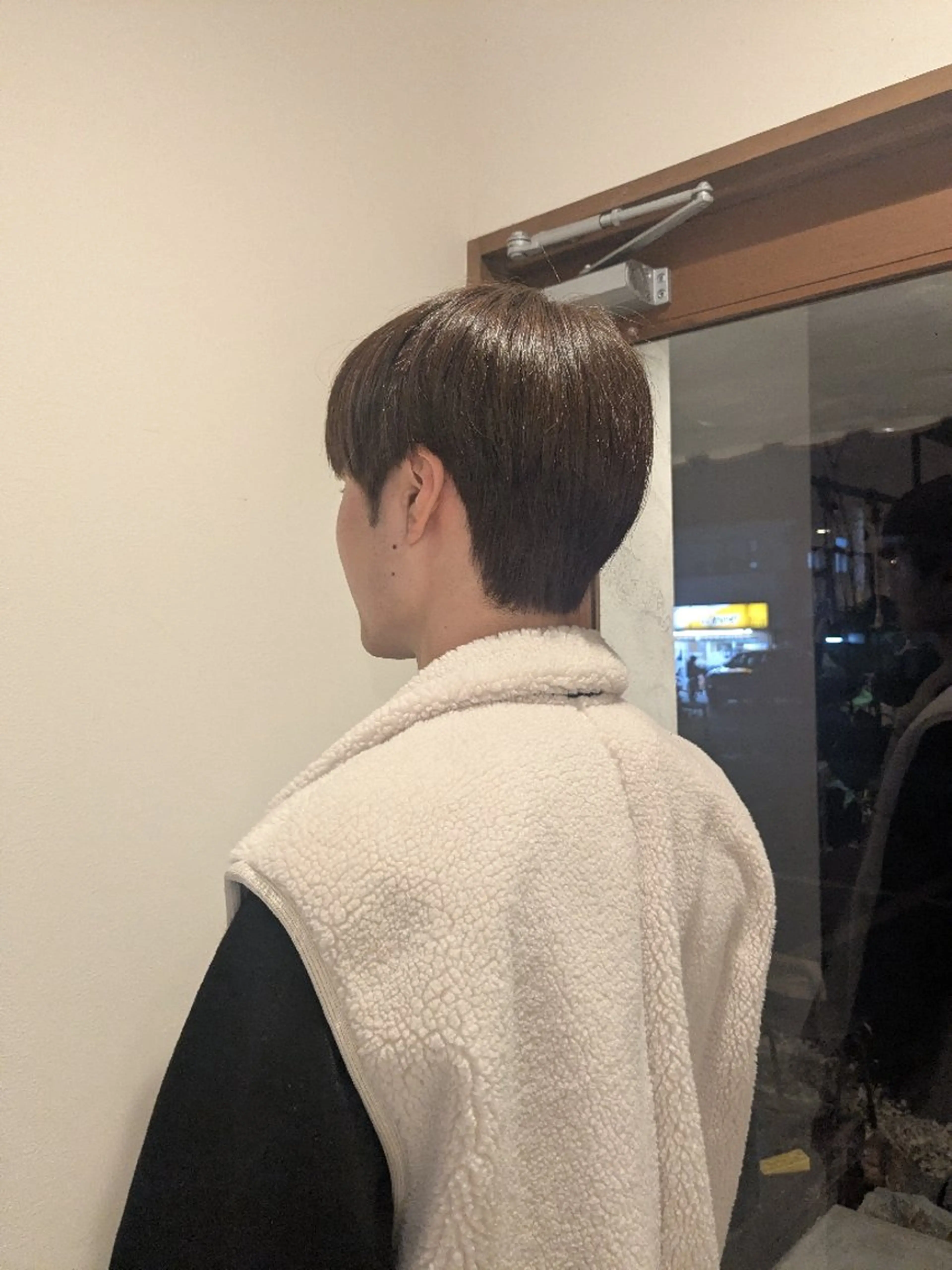 メンズ メンズ韓国風 韓国マッシュ マッシュ カット ヘアカラー spring by rasiku所属・Spring Akariのヘアスタイル