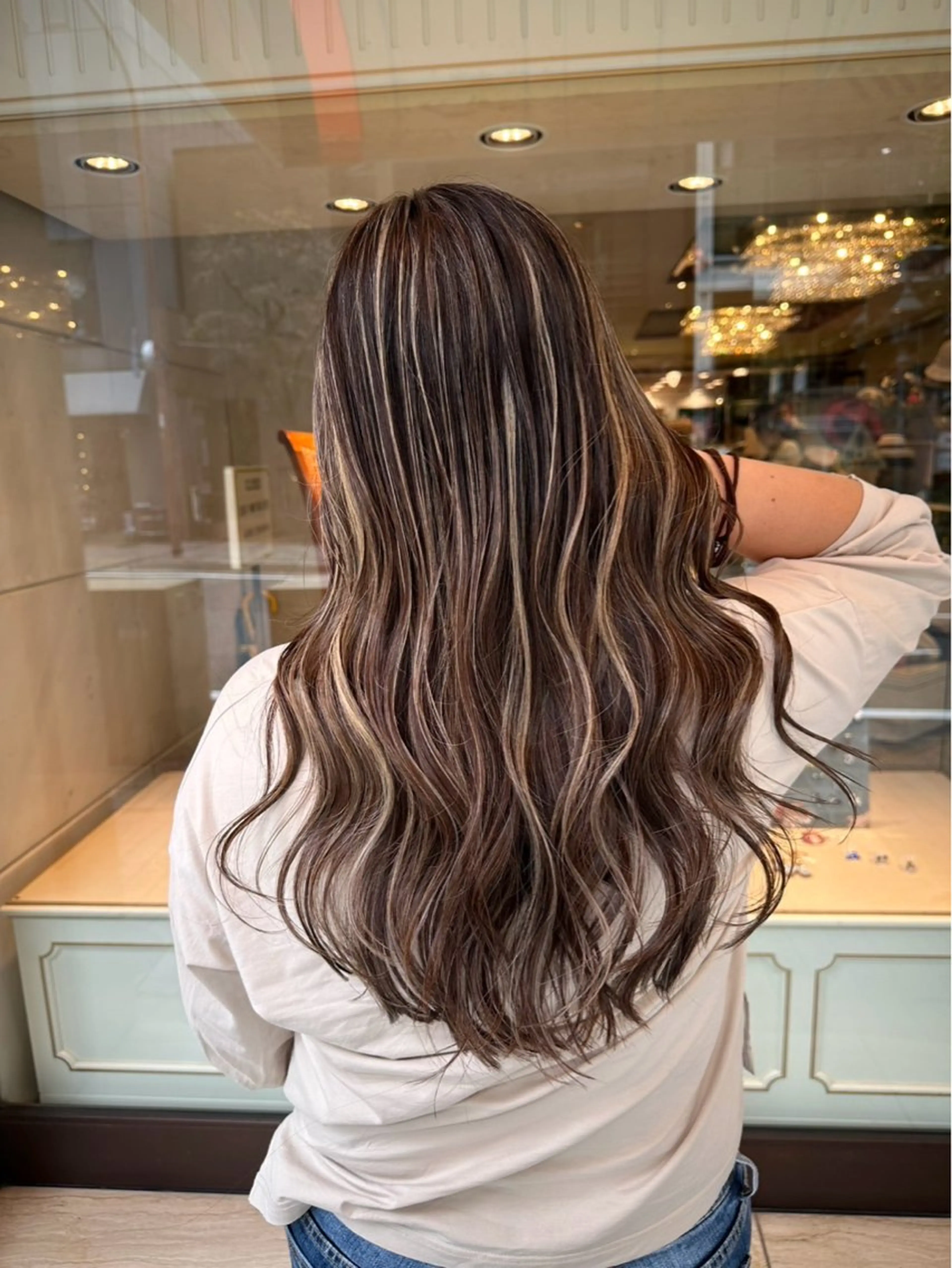 ロング カラー ハイライトカラー ハイライト ヘアカラー トリートメント 💎夏葵 ハイライト /デザイン指名No1のヘアスタイル