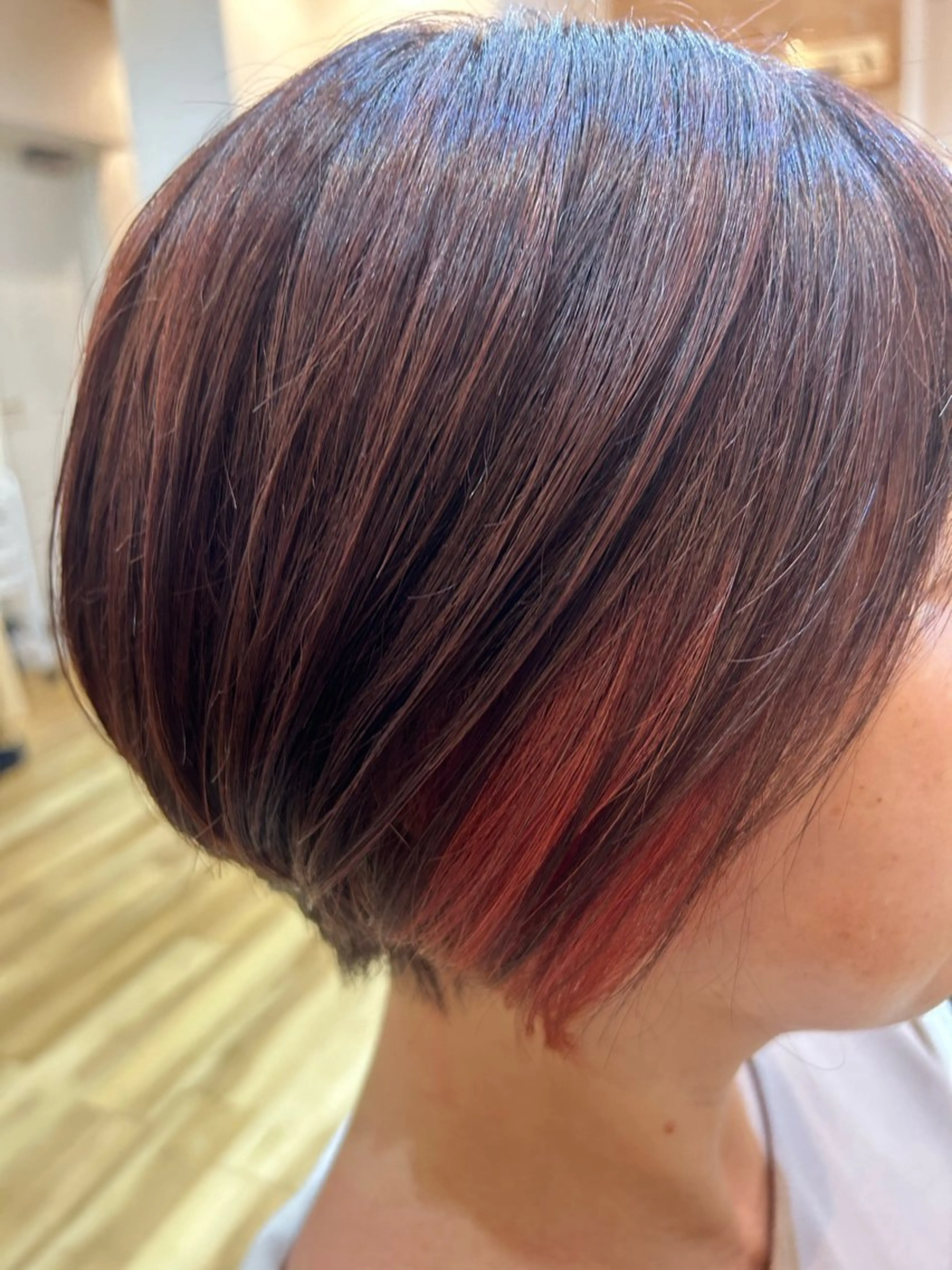 ショート カラー 佐藤 かののヘアスタイル