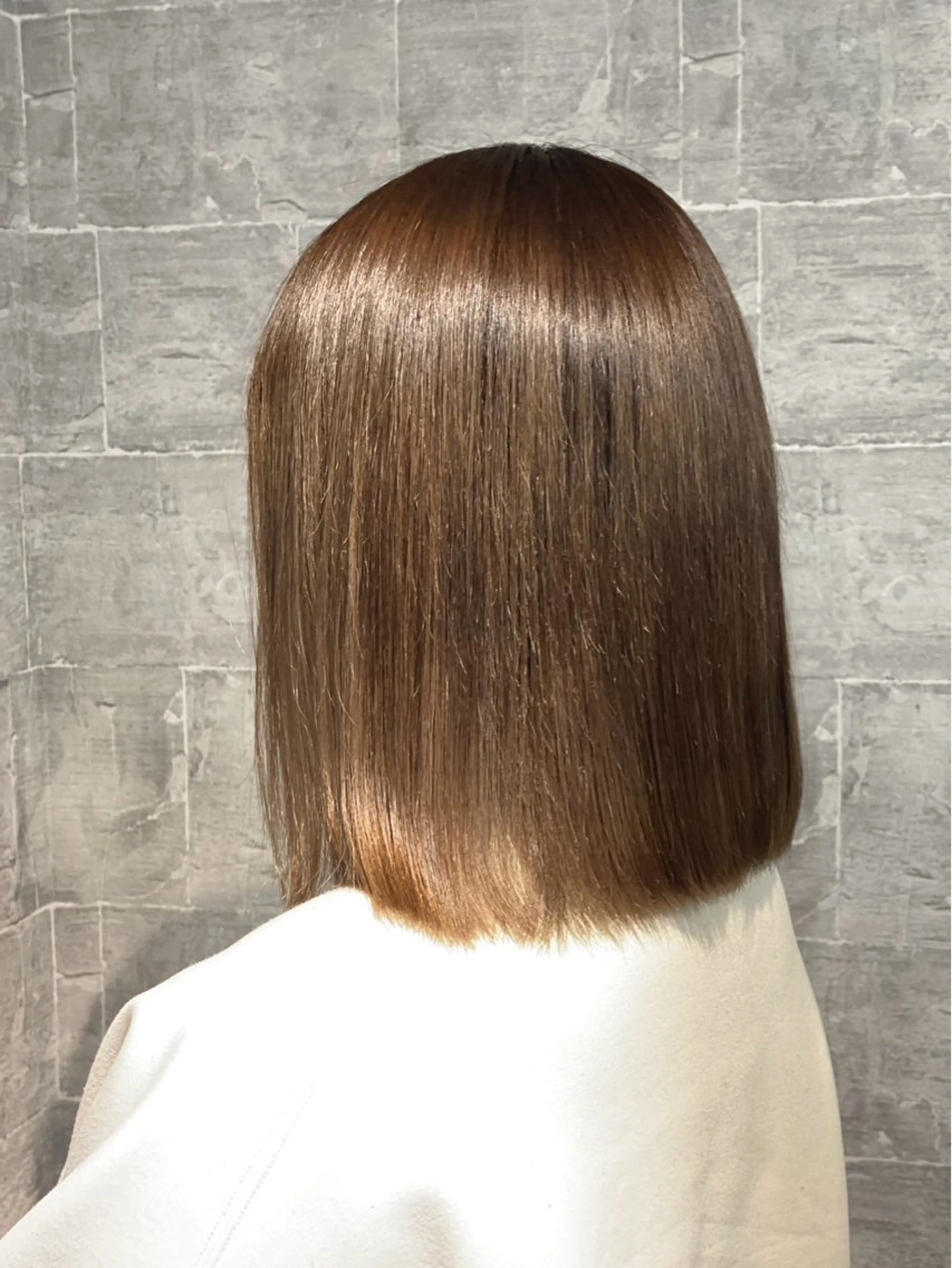 ミディアム 縮毛矯正 猪股 唯菜のヘアスタイル