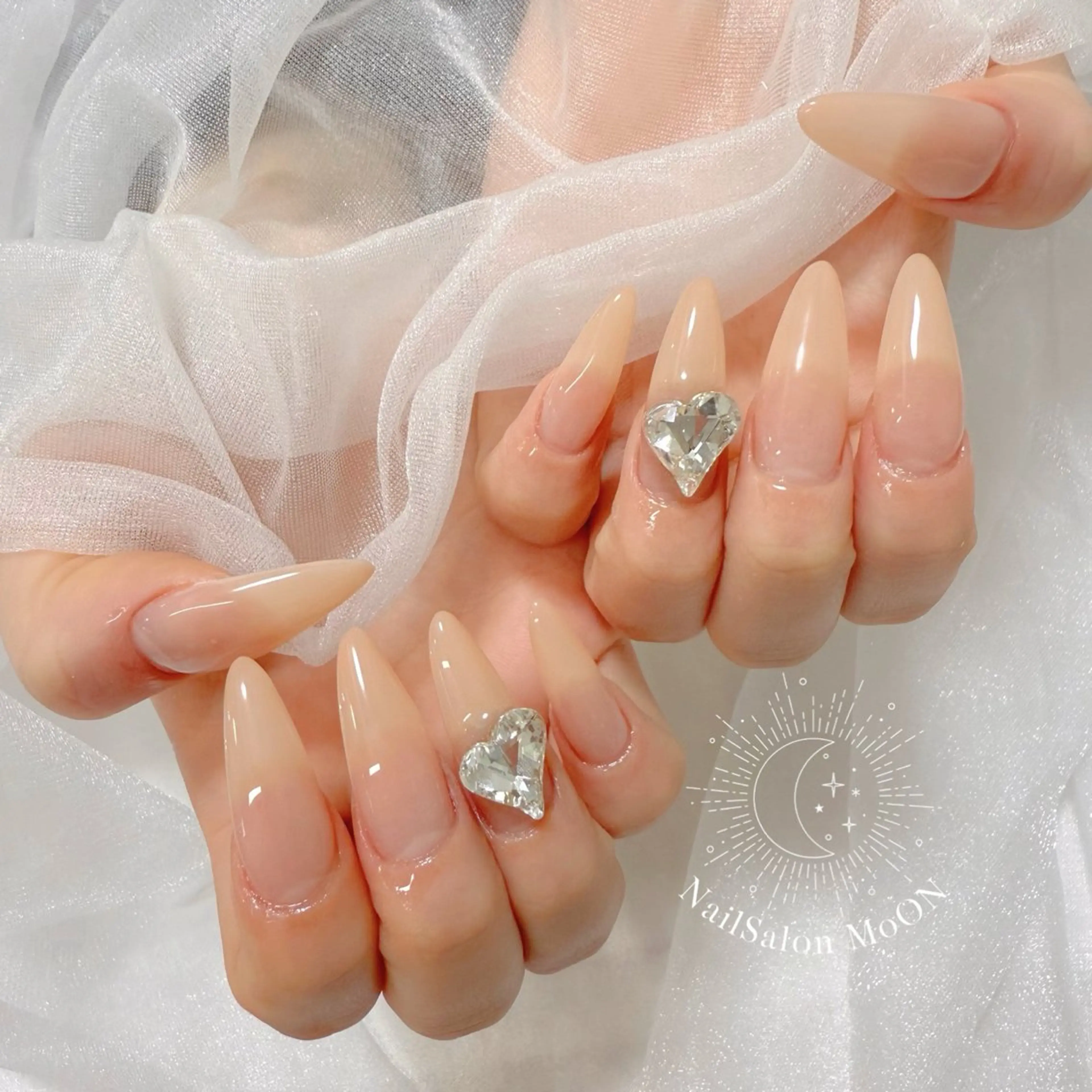 ネイル MoON...❤︎ MeGuのネイルデザイン